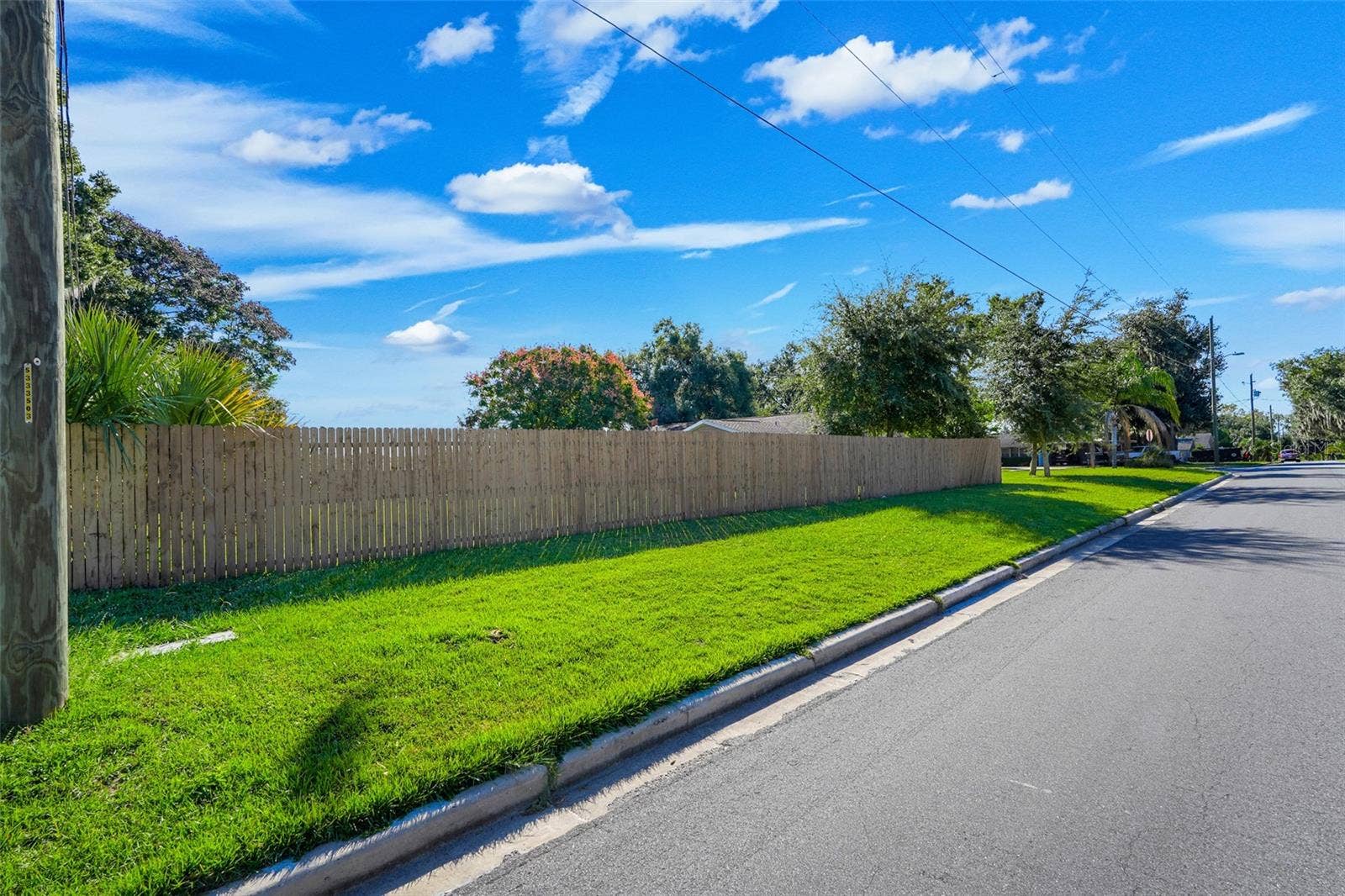 990 LINDEN STREET, Clermont, FL 34711 990 LINDEN STREET, Clermont, FL 34711