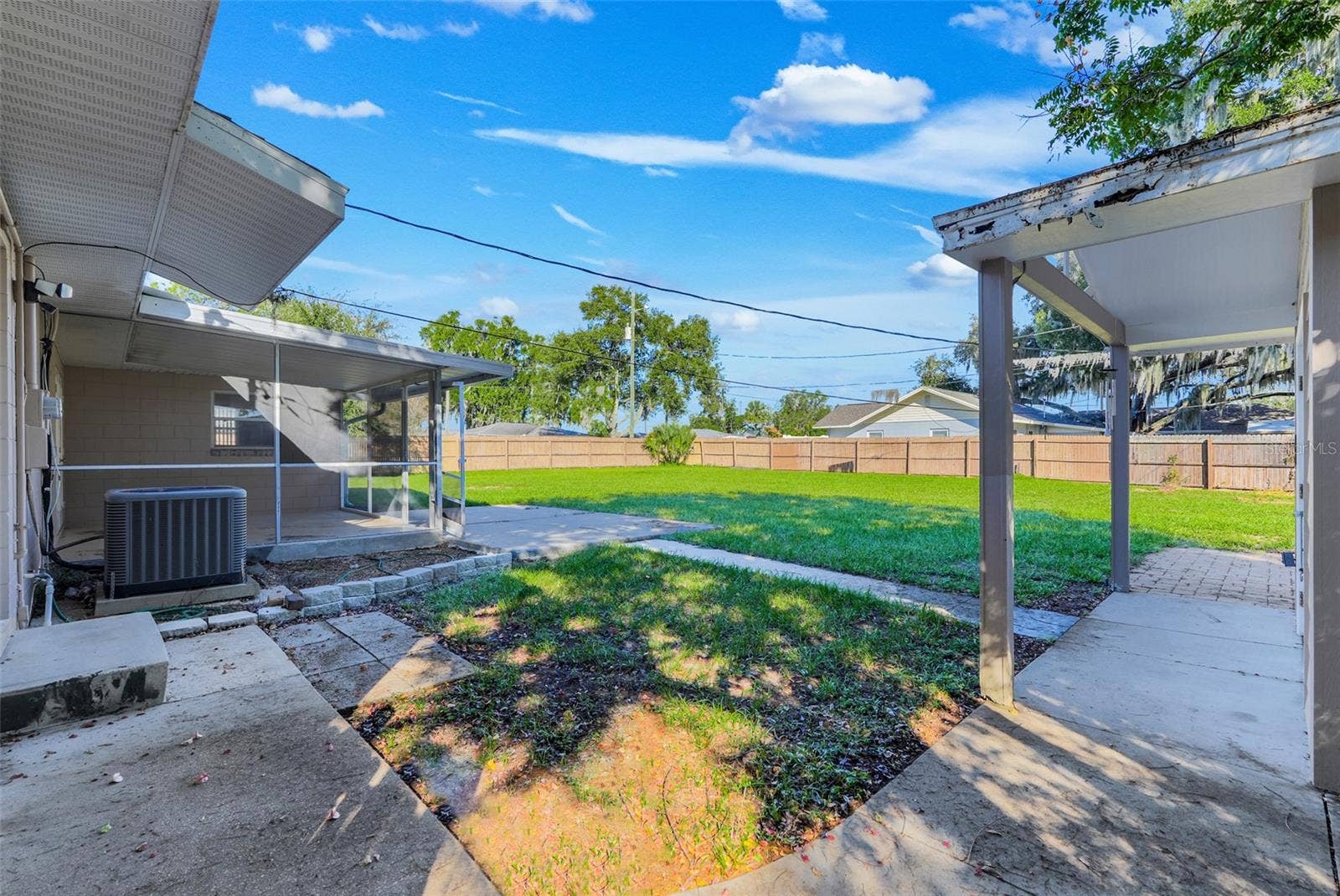 990 LINDEN STREET, Clermont, FL 34711 990 LINDEN STREET, Clermont, FL 34711