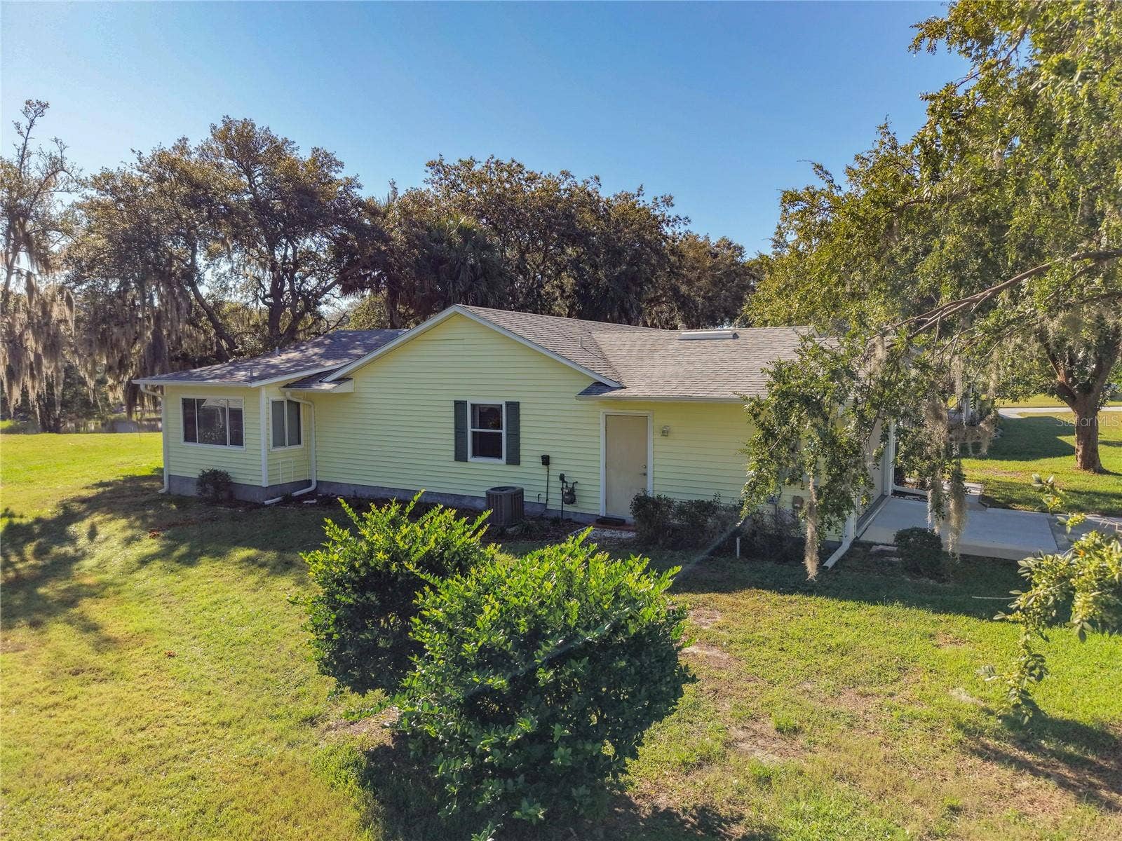 1428 NEW ABBEY AVENUE, Leesburg, FL 34788 1428 NEW ABBEY AVENUE, Leesburg, FL 34788