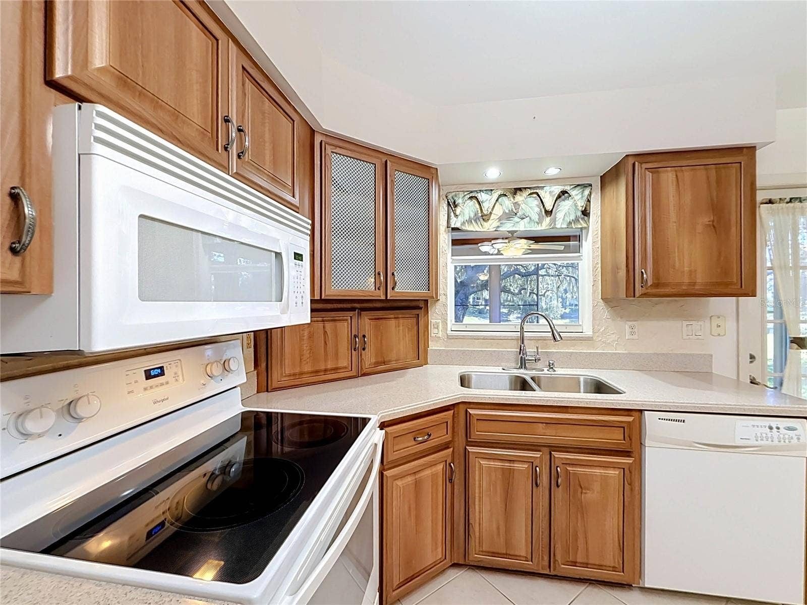 1428 NEW ABBEY AVENUE, Leesburg, FL 34788 1428 NEW ABBEY AVENUE, Leesburg, FL 34788