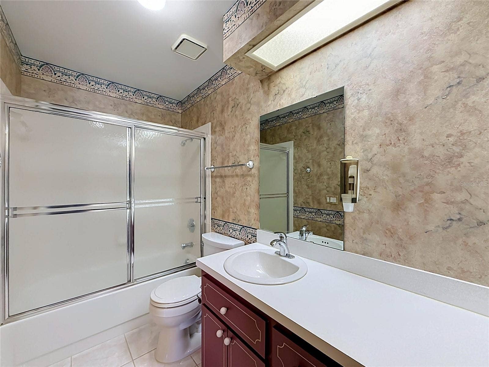 1428 NEW ABBEY AVENUE, Leesburg, FL 34788 1428 NEW ABBEY AVENUE, Leesburg, FL 34788
