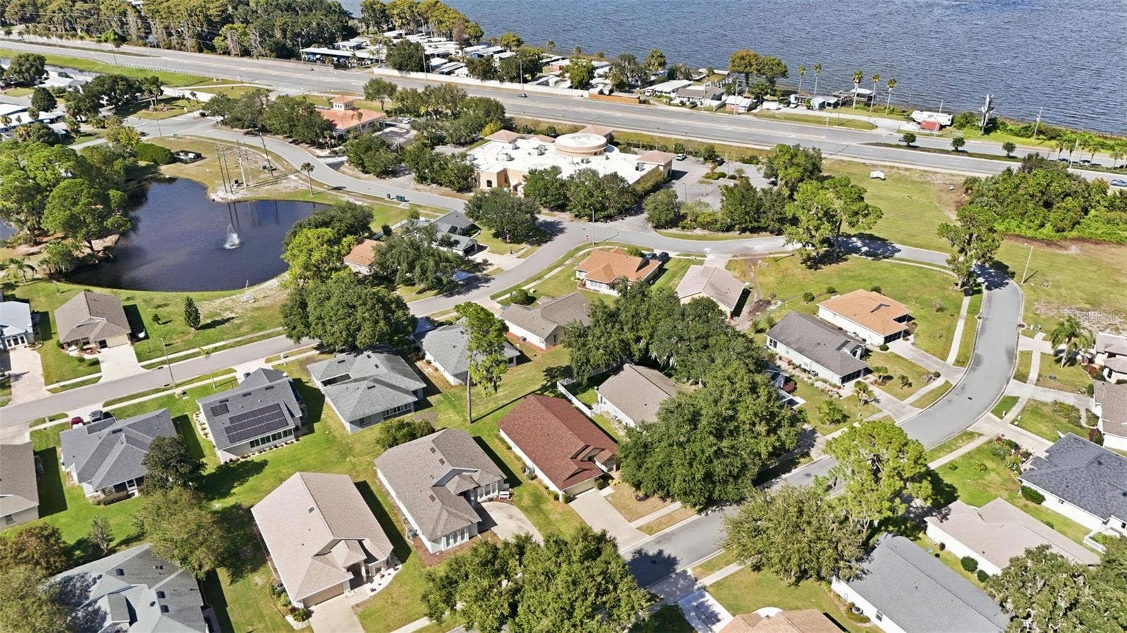941 VINDALE ROAD, Tavares, FL 32778
