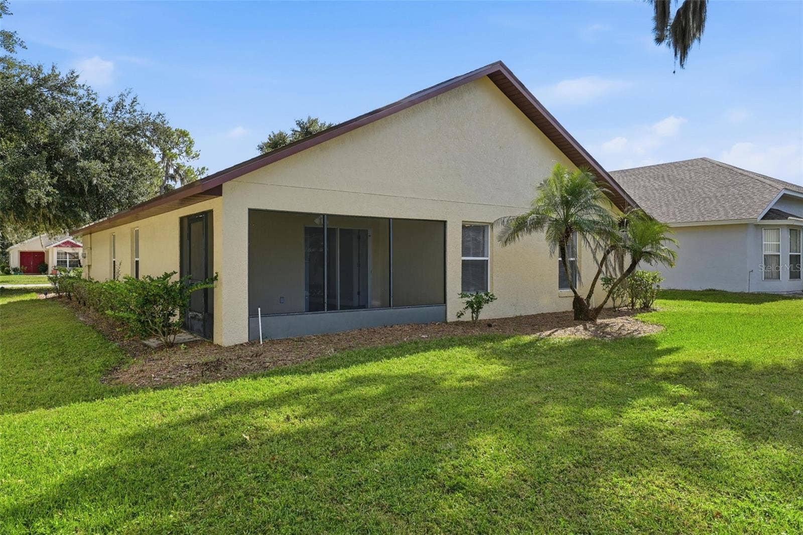941 VINDALE ROAD, Tavares, FL 32778