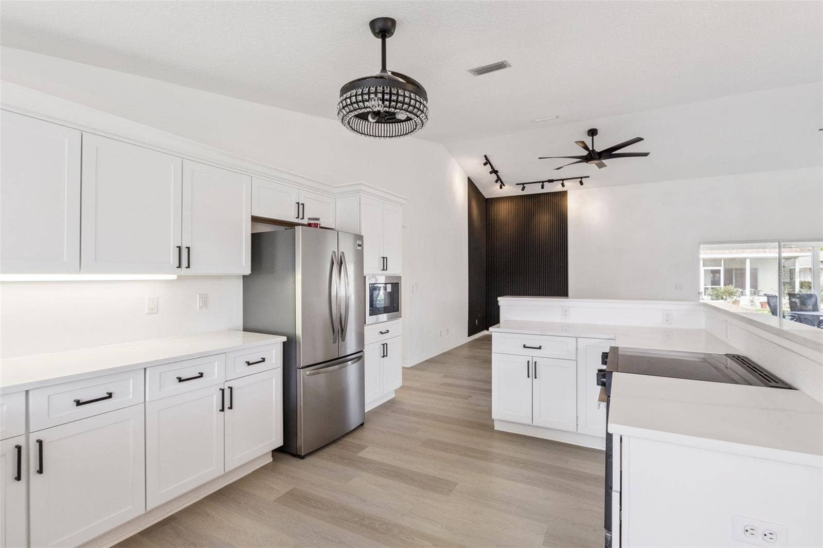 5729 KING JAMES AVENUE, Leesburg, FL 34748