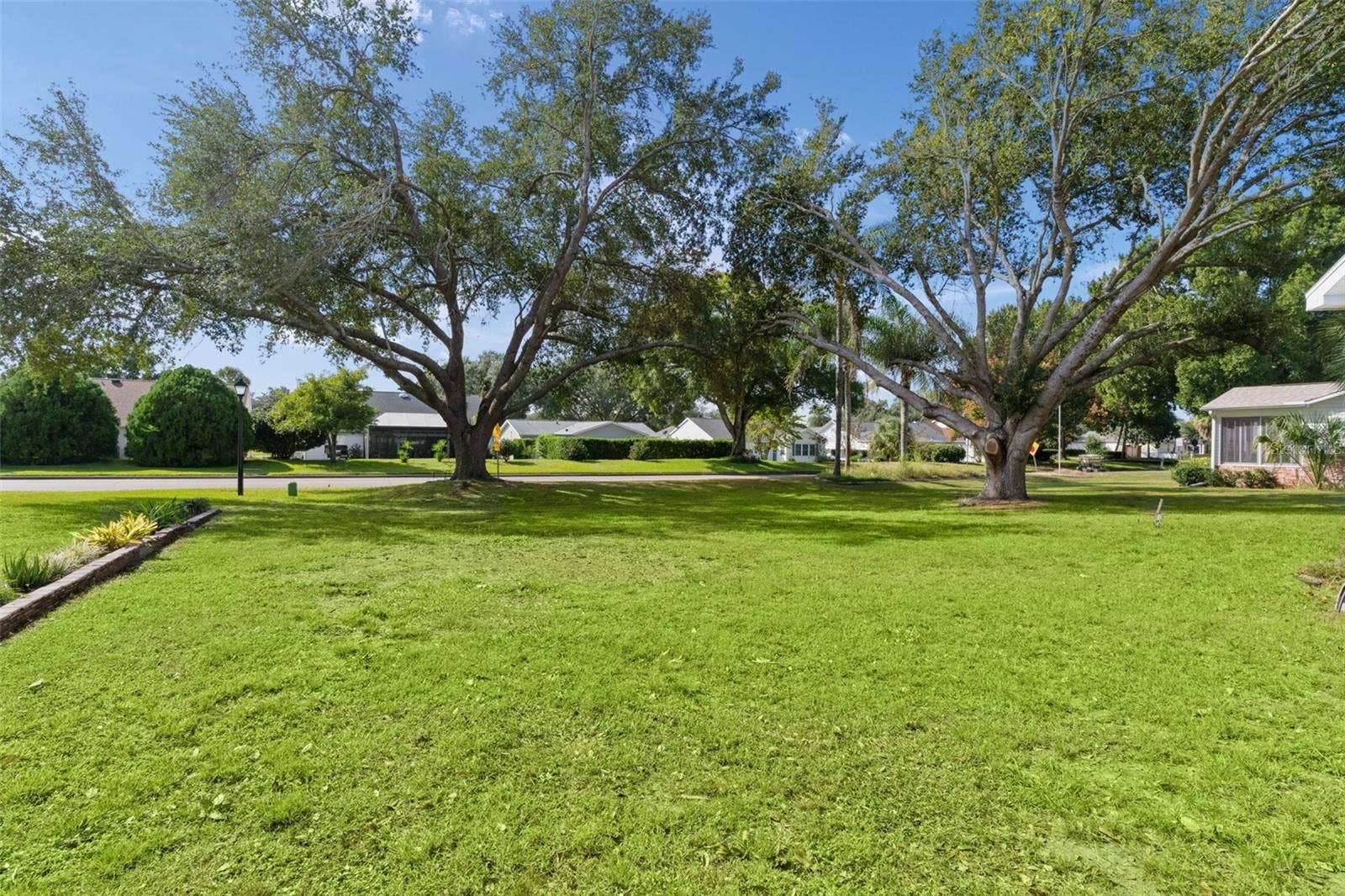 601 SANTIAGO COURT, The Villages, FL 32159 601 SANTIAGO COURT, The Villages, FL 32159