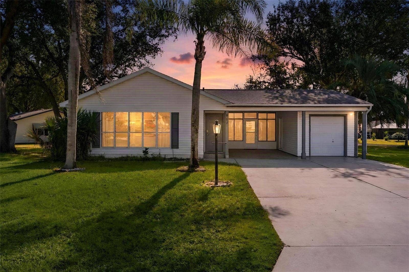 601 SANTIAGO COURT, The Villages, FL 32159 601 SANTIAGO COURT, The Villages, FL 32159