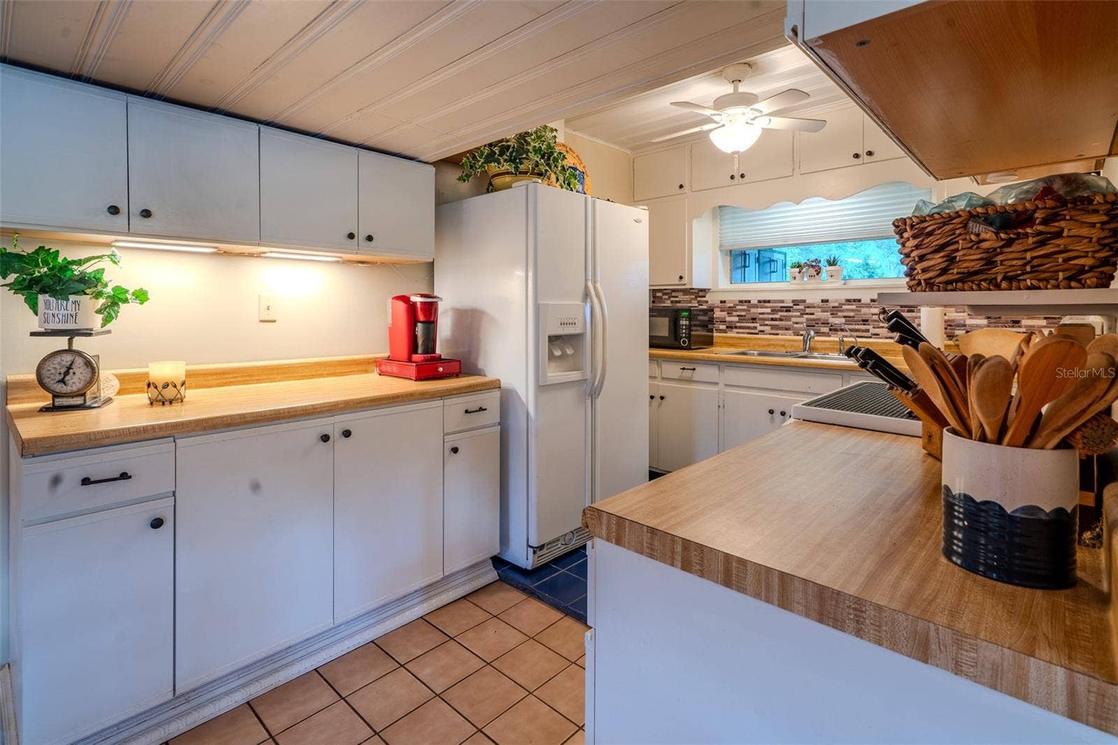 35935 NOLEN LANE, Eustis, FL 32736 Kitchen