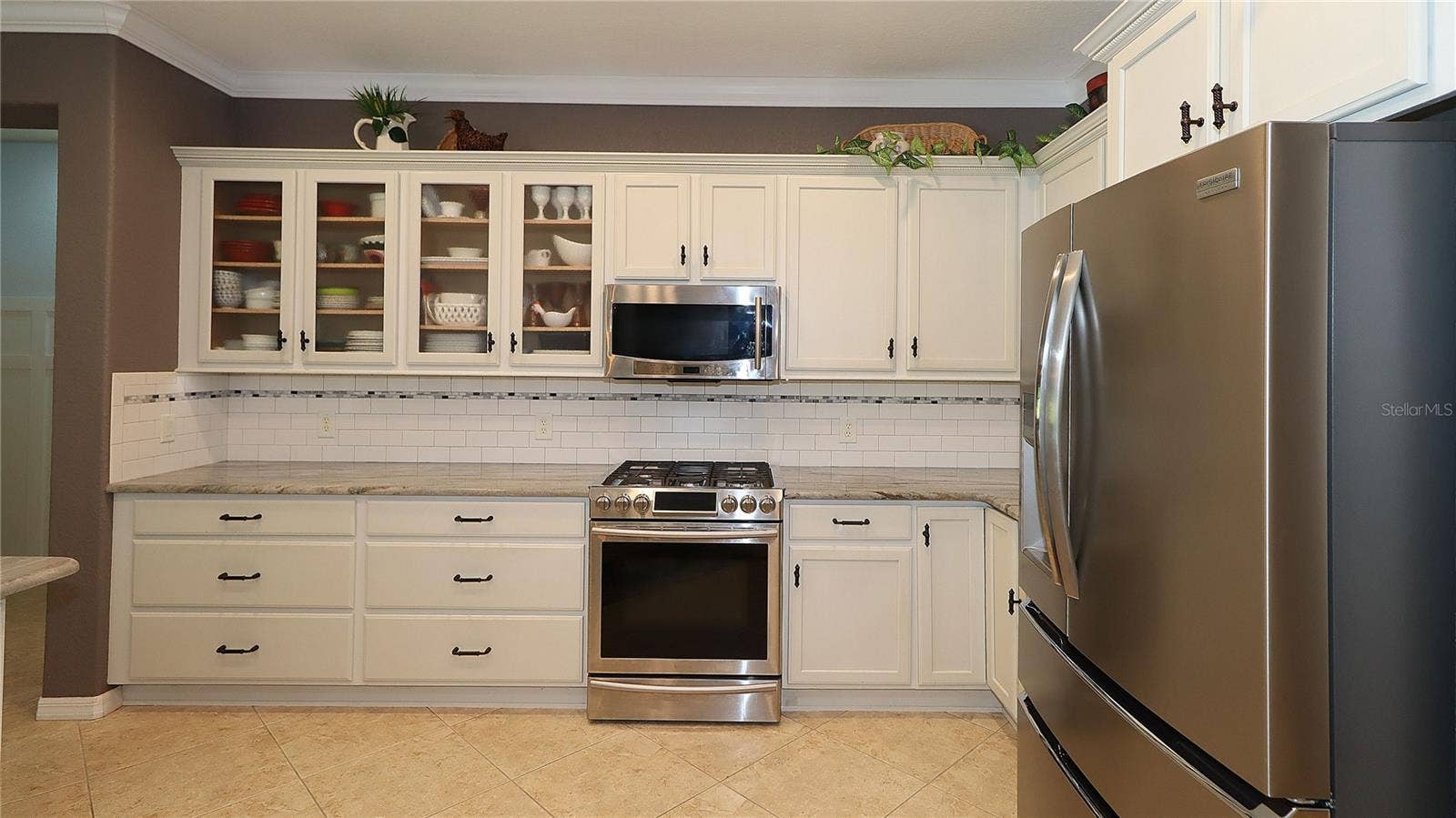 8724 SE 130TH LOOP, Summerfield, FL 34491 Kitchen