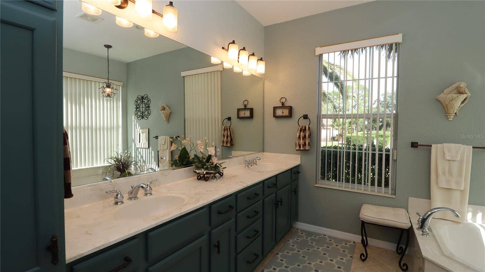 8724 SE 130TH LOOP, Summerfield, FL 34491 Primary Bathroom