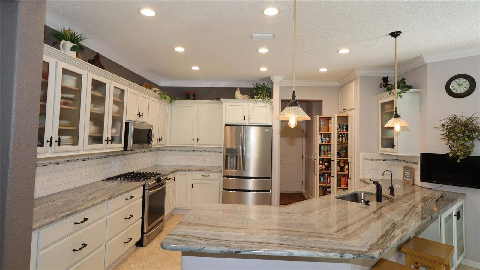 8724 SE 130TH LOOP, Summerfield, FL 34491 Kitchen