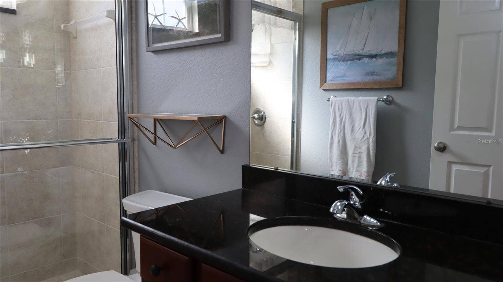 11271 SE 172ND PLACE, Summerfield, FL 34491 Guest Bathroom
