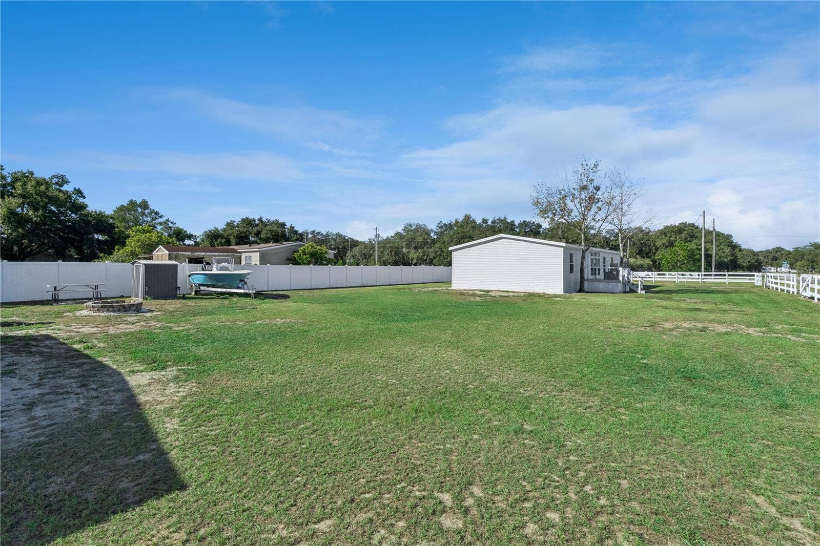 13740 MASSACHUSETTS AVE, Astatula, FL 34705