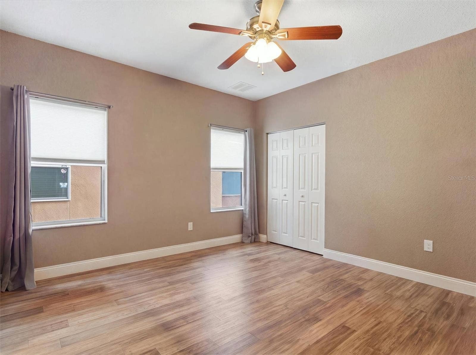 12420 NE 48TH CIRCLE, Oxford, FL 34484 12420 NE 48TH CIRCLE, Oxford, FL 34484