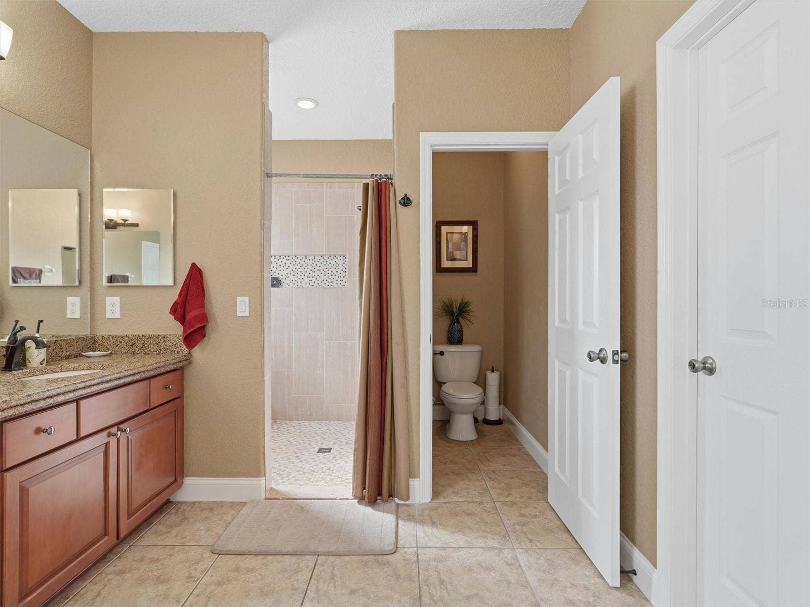 12420 NE 48TH CIRCLE, Oxford, FL 34484 12420 NE 48TH CIRCLE, Oxford, FL 34484