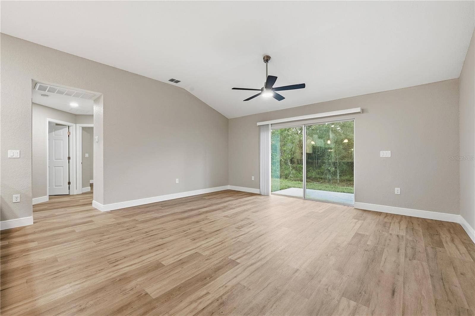 10260 N SPAULDING DRIVE, Citrus Springs, FL 34433