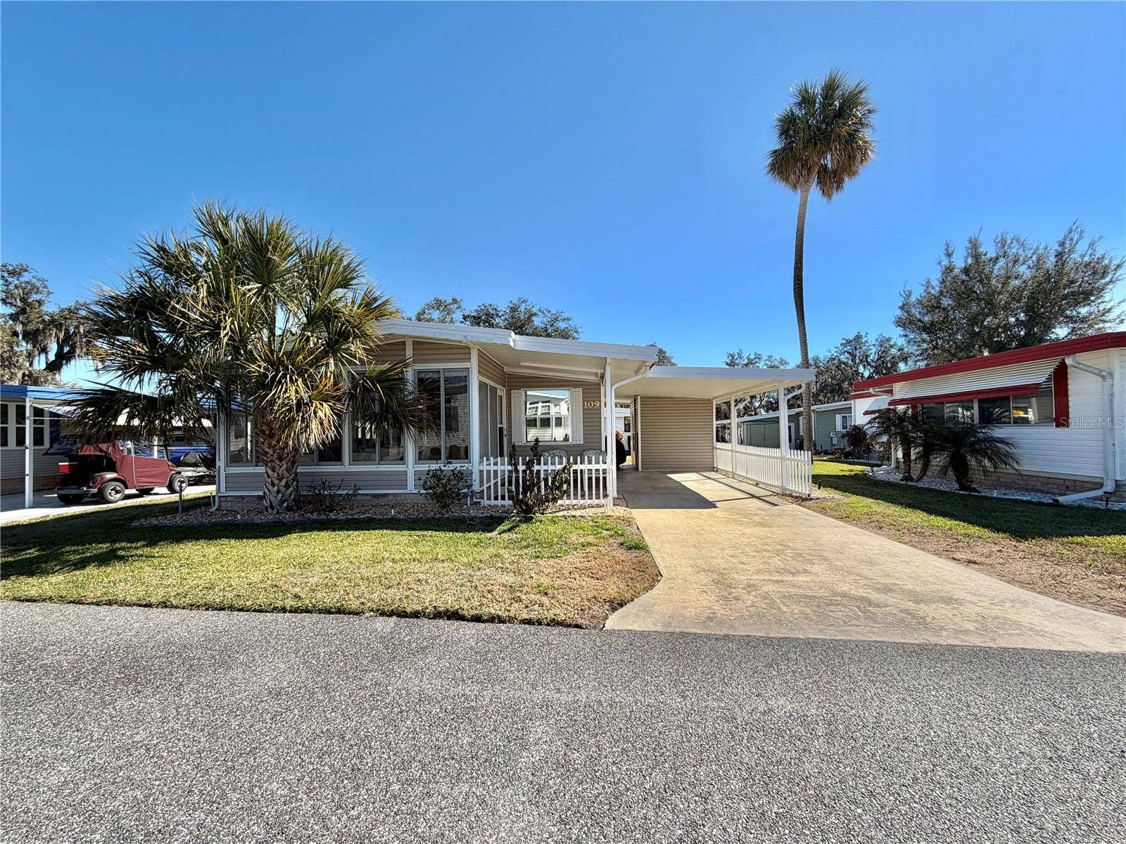 109 CAMELLIA TRAIL, Leesburg, FL 34748