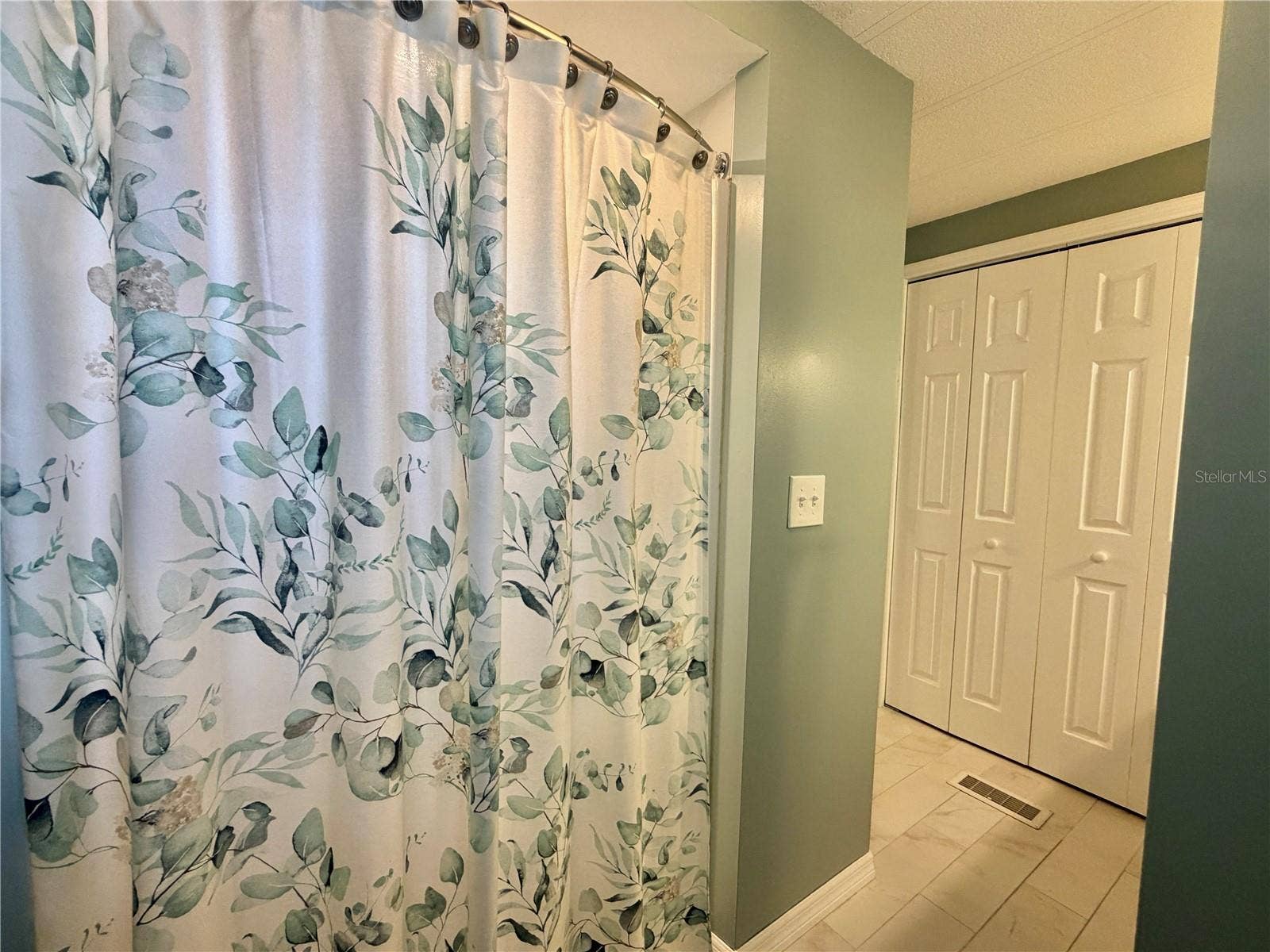 109 CAMELLIA TRAIL, Leesburg, FL 34748