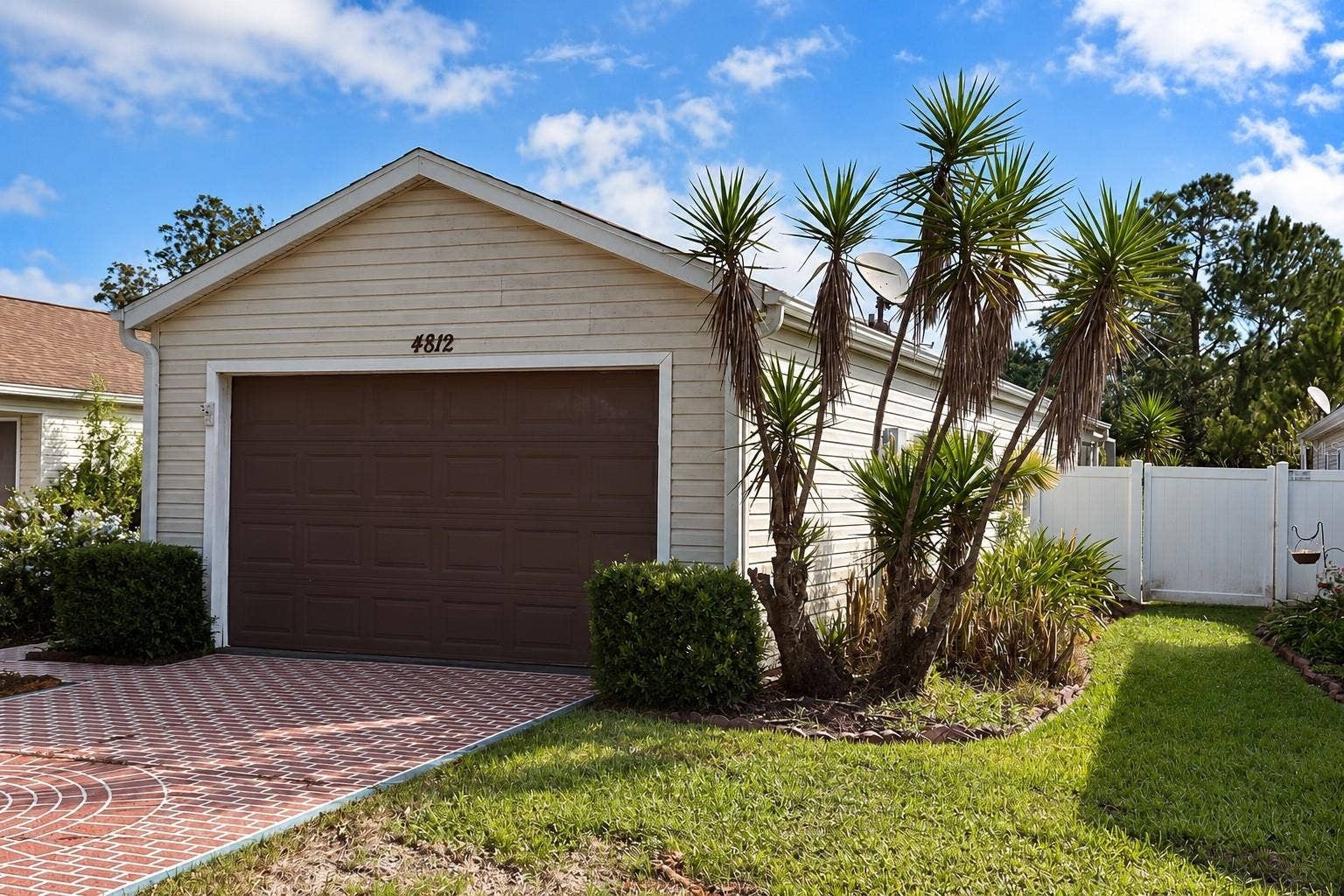 4812 HERON RUN CIRCLE, Leesburg, FL 34748