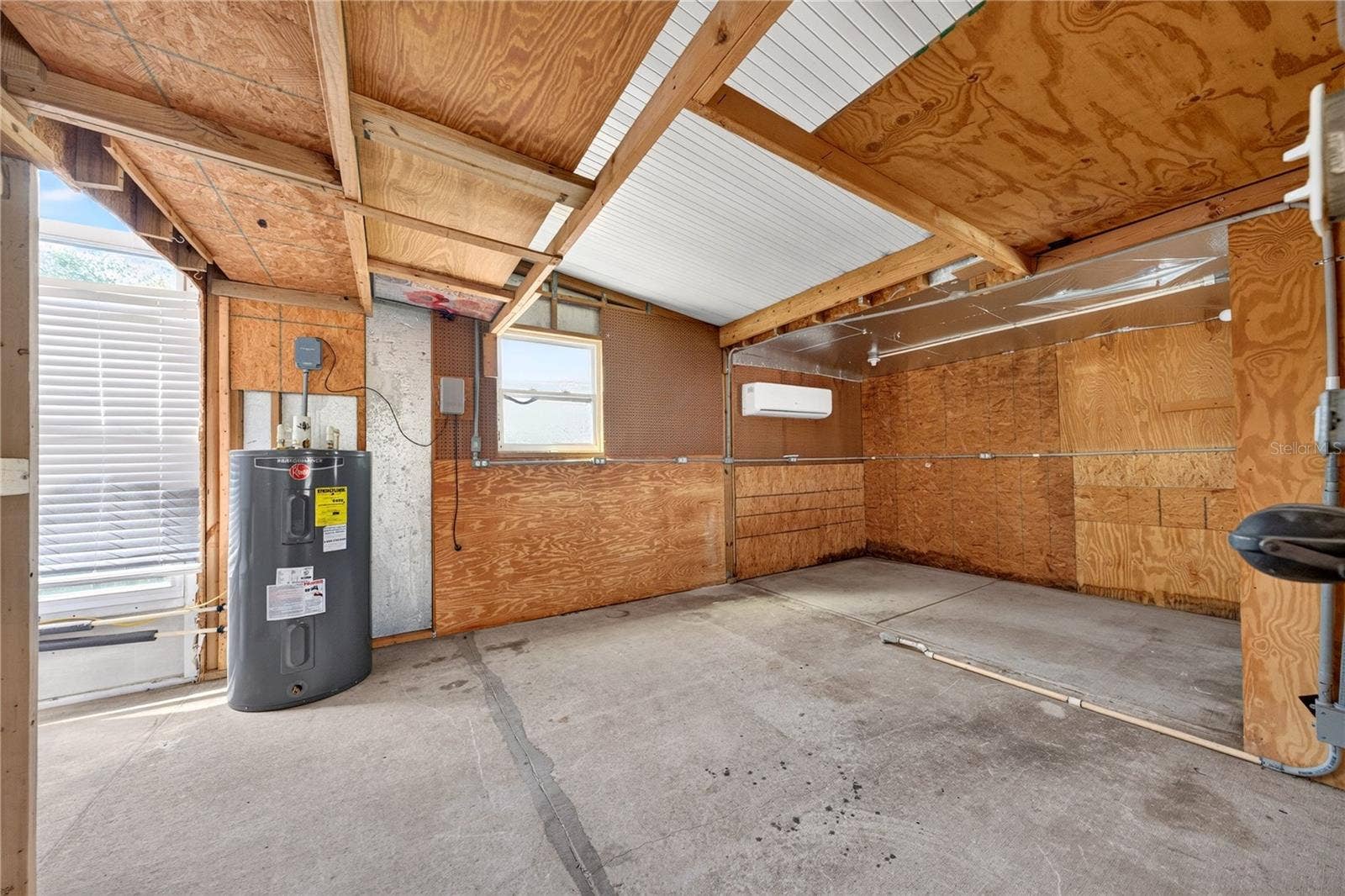 2722 VINDALE ROAD, Tavares, FL 32778 2722 VINDALE ROAD, Tavares, FL 32778