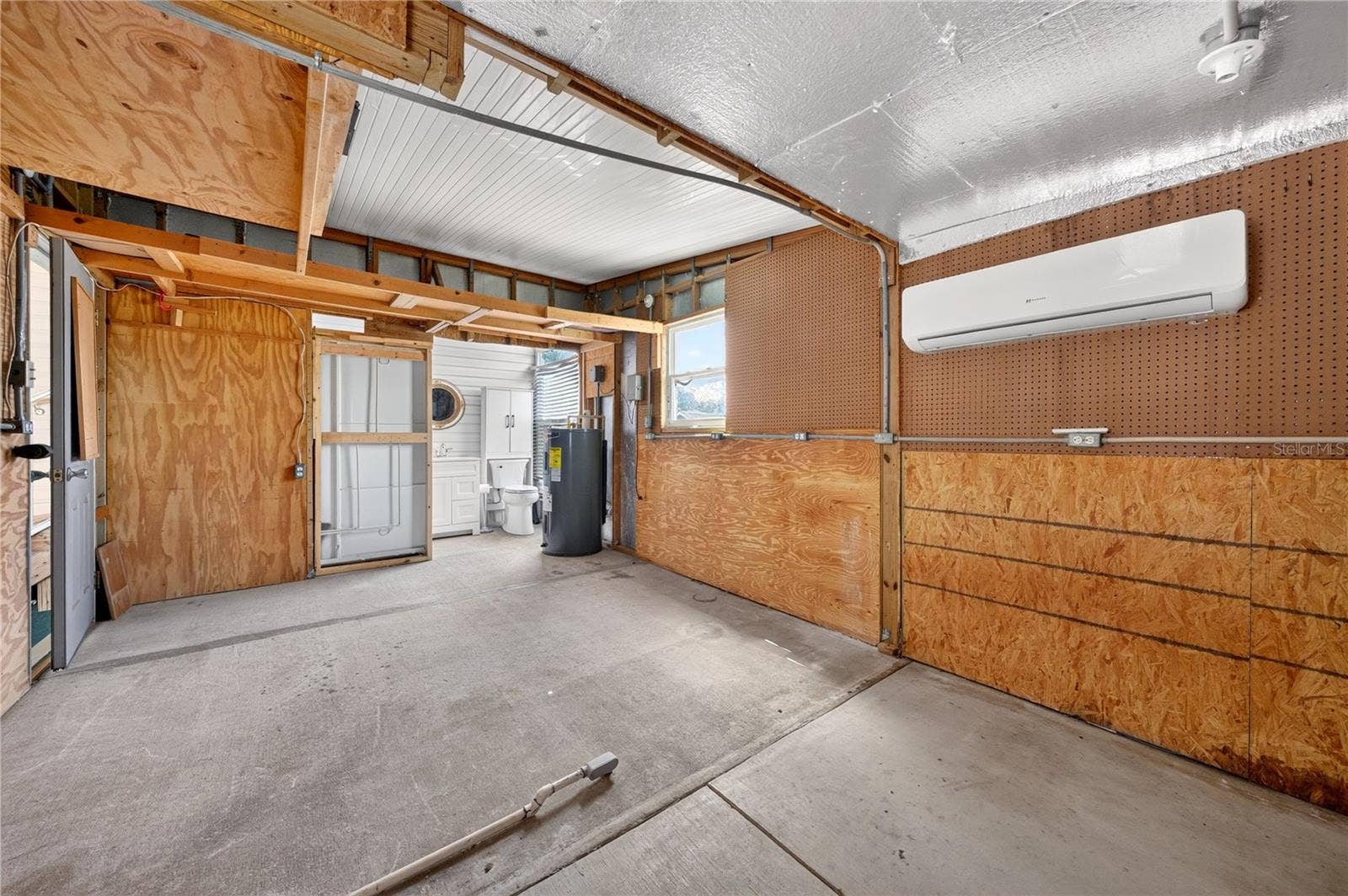 2722 VINDALE ROAD, Tavares, FL 32778 2722 VINDALE ROAD, Tavares, FL 32778