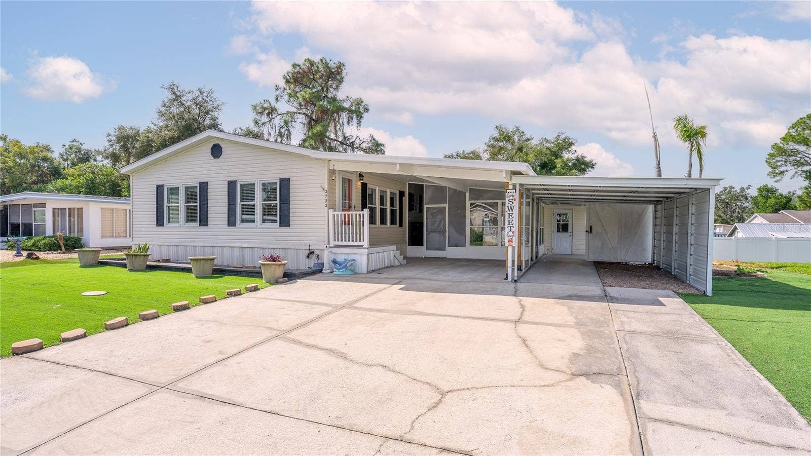 2722 VINDALE ROAD, Tavares, FL 32778 2722 VINDALE ROAD, Tavares, FL 32778