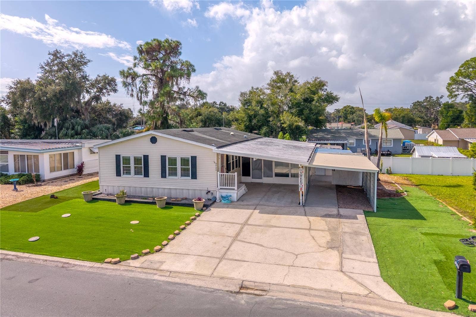 2722 VINDALE ROAD, Tavares, FL 32778 2722 VINDALE ROAD, Tavares, FL 32778