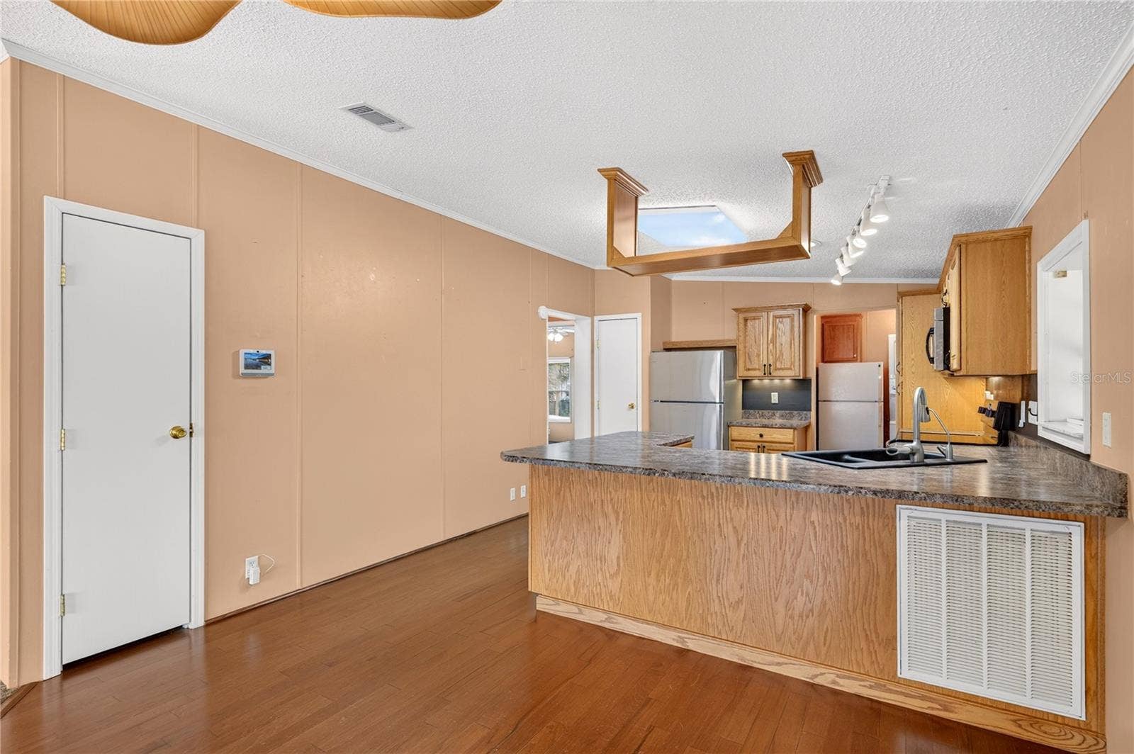 2722 VINDALE ROAD, Tavares, FL 32778 2722 VINDALE ROAD, Tavares, FL 32778