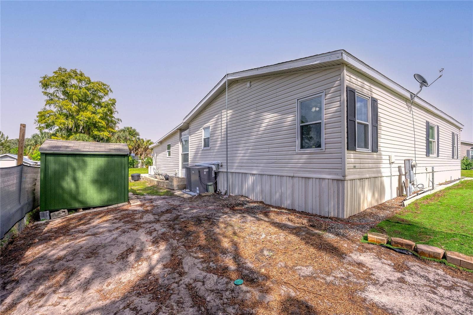 2722 VINDALE ROAD, Tavares, FL 32778 2722 VINDALE ROAD, Tavares, FL 32778