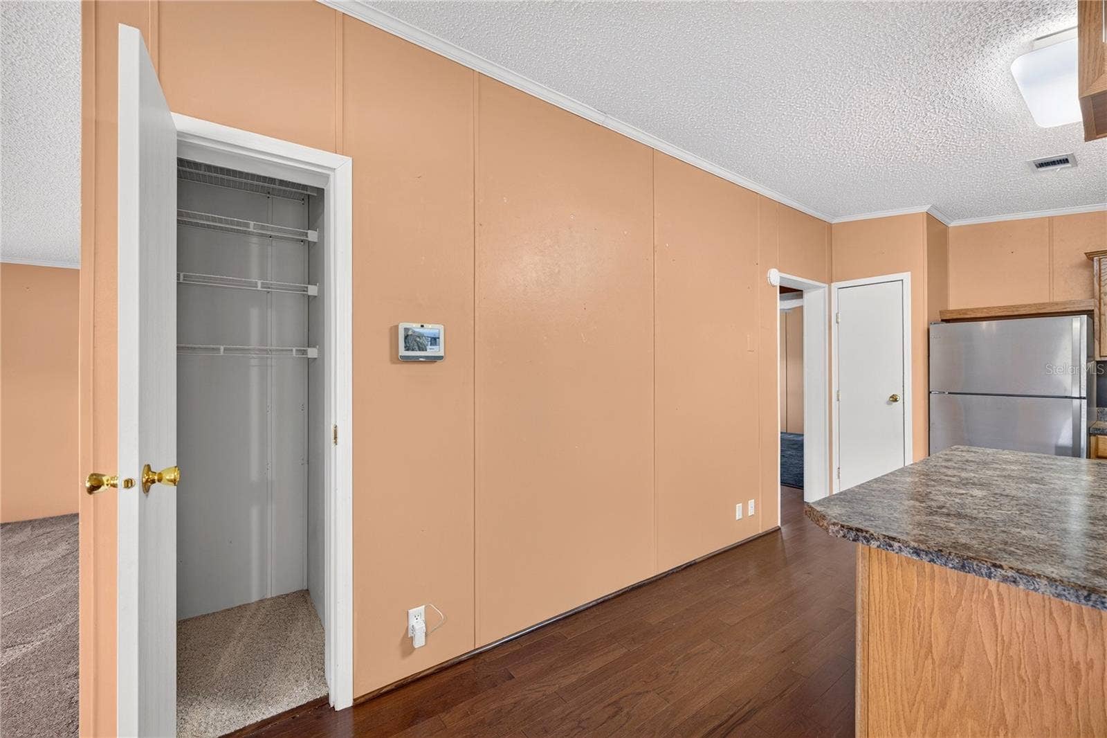 2722 VINDALE ROAD, Tavares, FL 32778 Storage closet