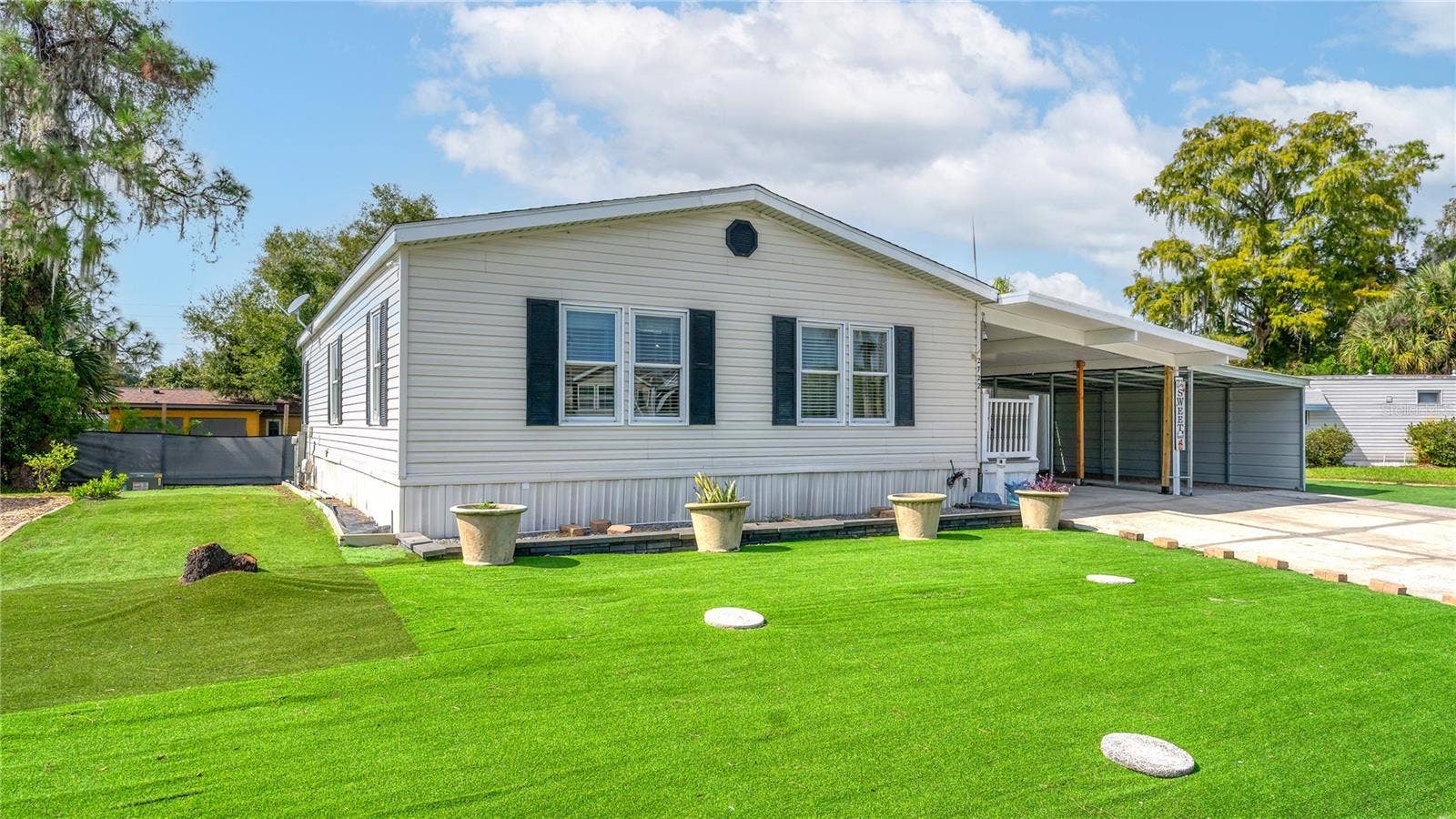 2722 VINDALE ROAD, Tavares, FL 32778 2722 VINDALE ROAD, Tavares, FL 32778