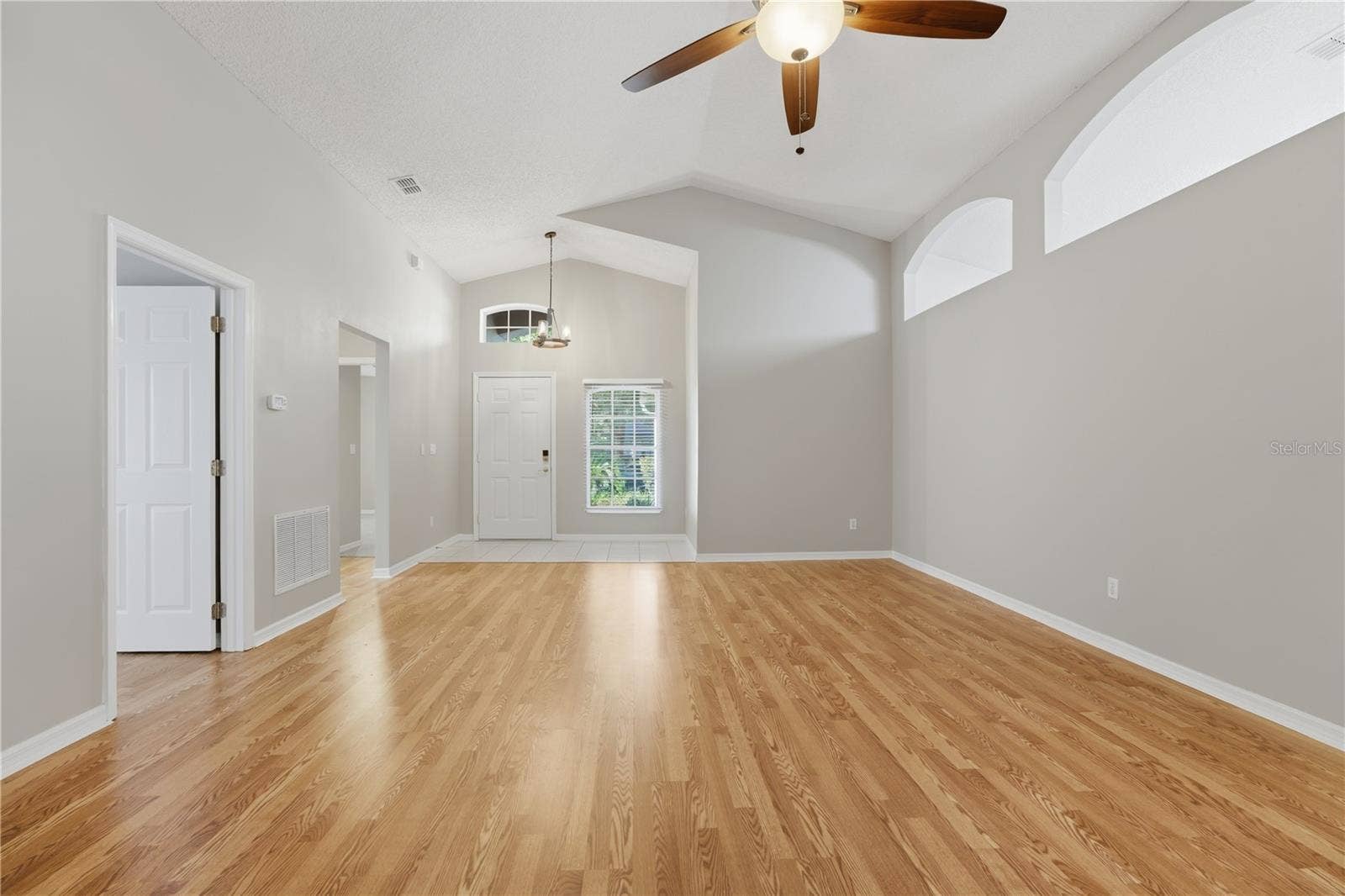 3675 EVERSHOLT STREET, Clermont, FL 34711 3675 EVERSHOLT STREET, Clermont, FL 34711