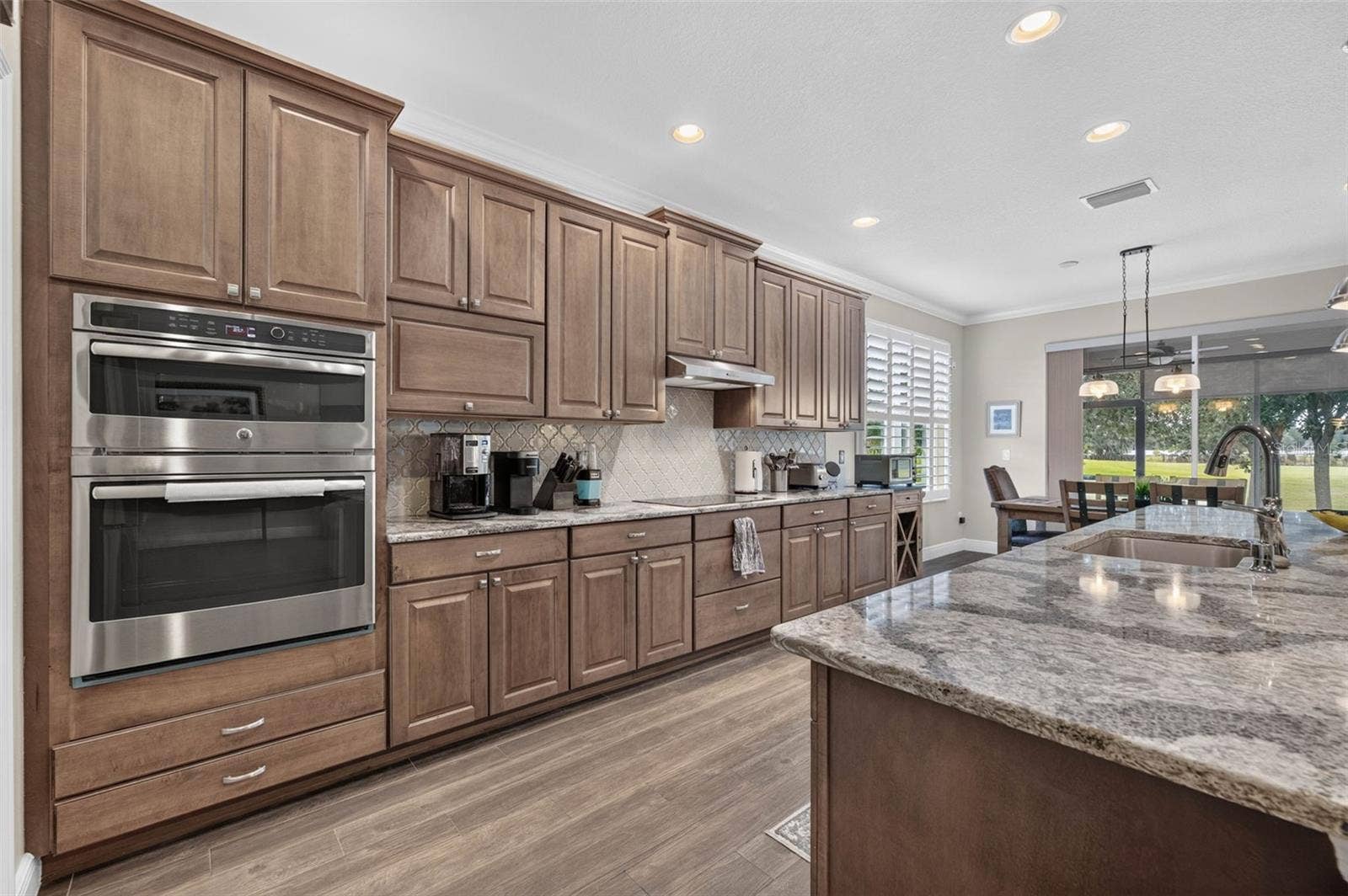 3749 ARLINGTON RIDGE BOULEVARD, Leesburg, FL 34748 Kitchen