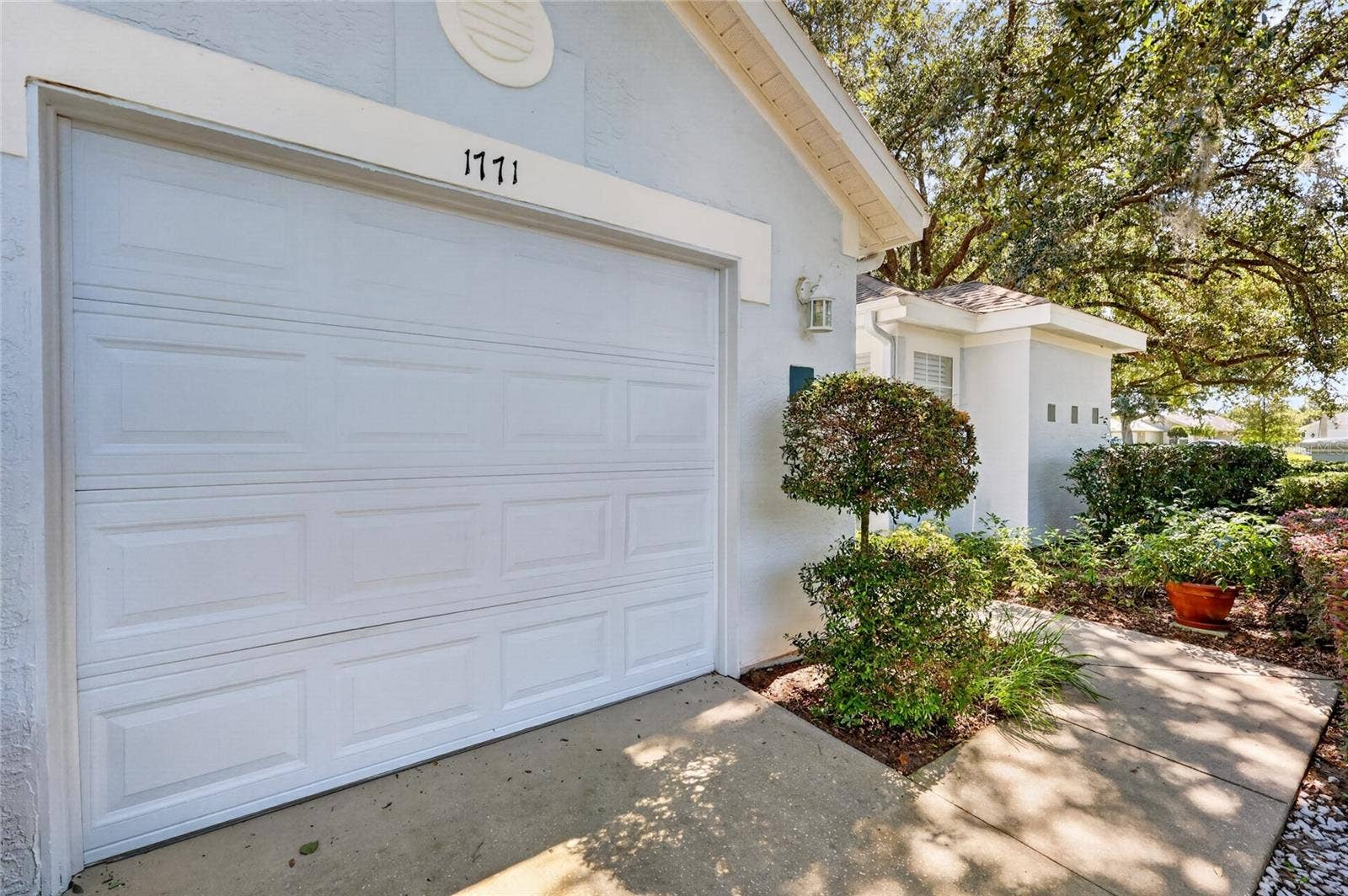 1771 COUNTRY CLUB BOULEVARD, Mount Dora, FL 32757