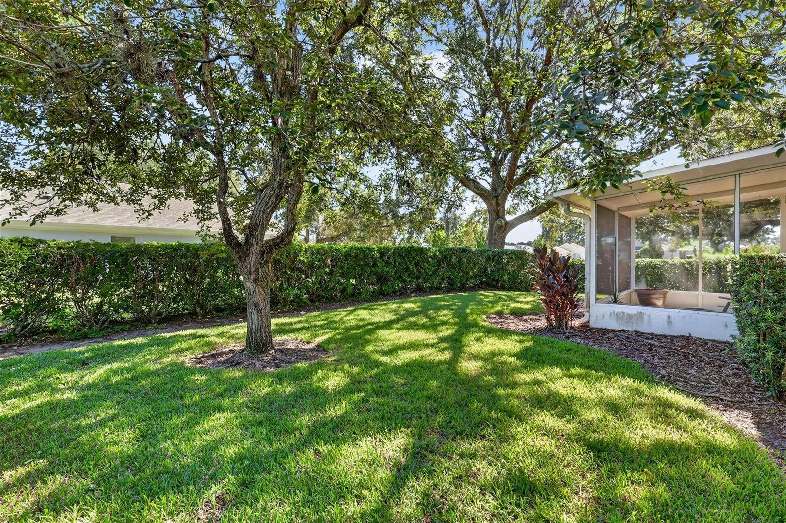 1771 COUNTRY CLUB BOULEVARD, Mount Dora, FL 32757