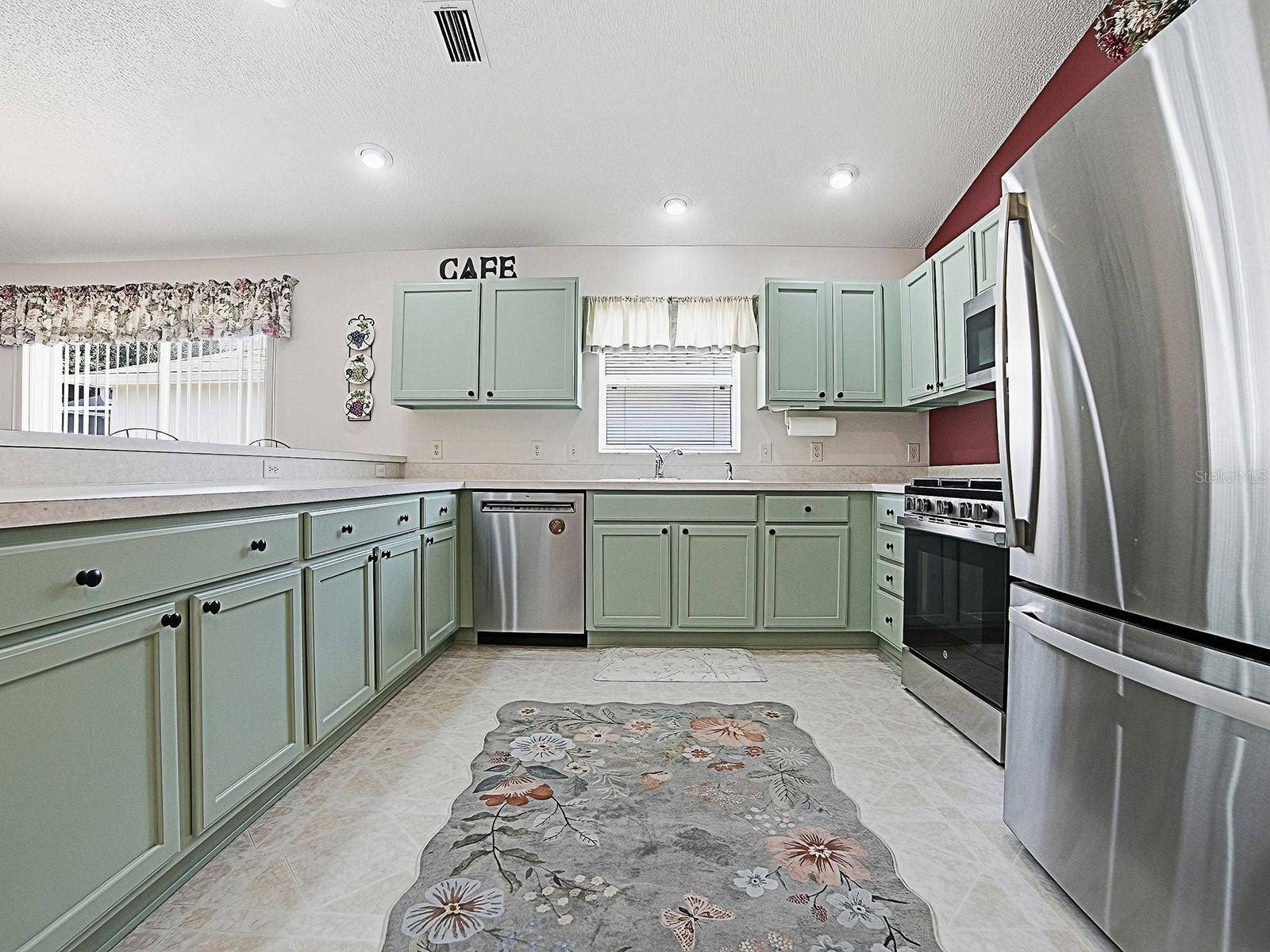 8457 SE 167TH FORSYTH STREET, The Villages, FL 32162 8457 SE 167TH FORSYTH STREET, The Villages, FL 32162