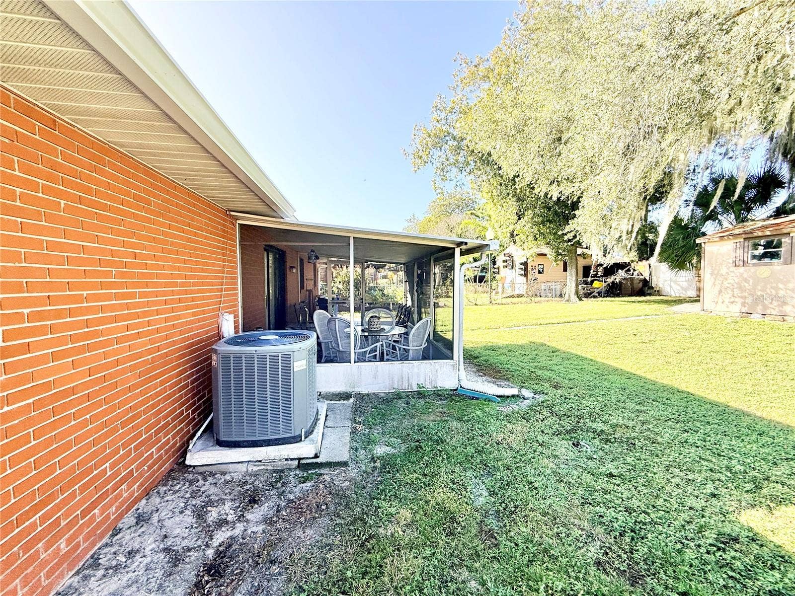1031 PARK AVENUE, Tavares, FL 32778