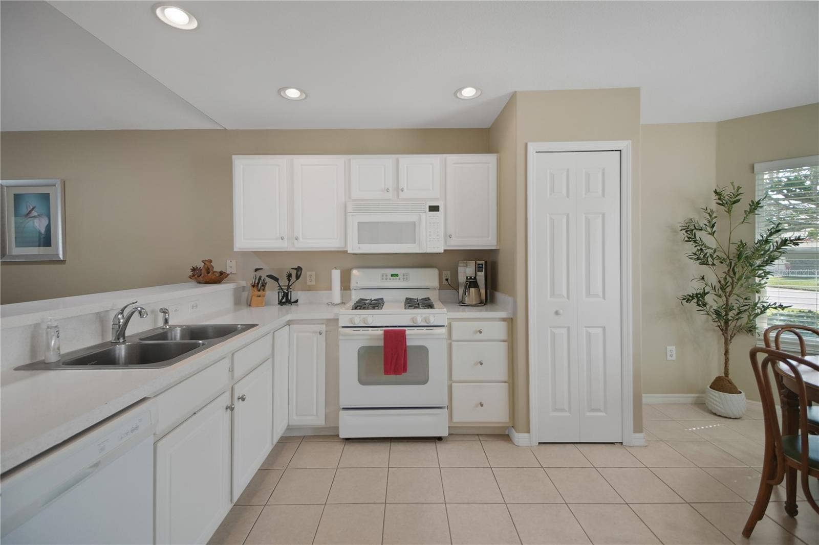 933 EAGLES LANDING, Leesburg, FL 34748