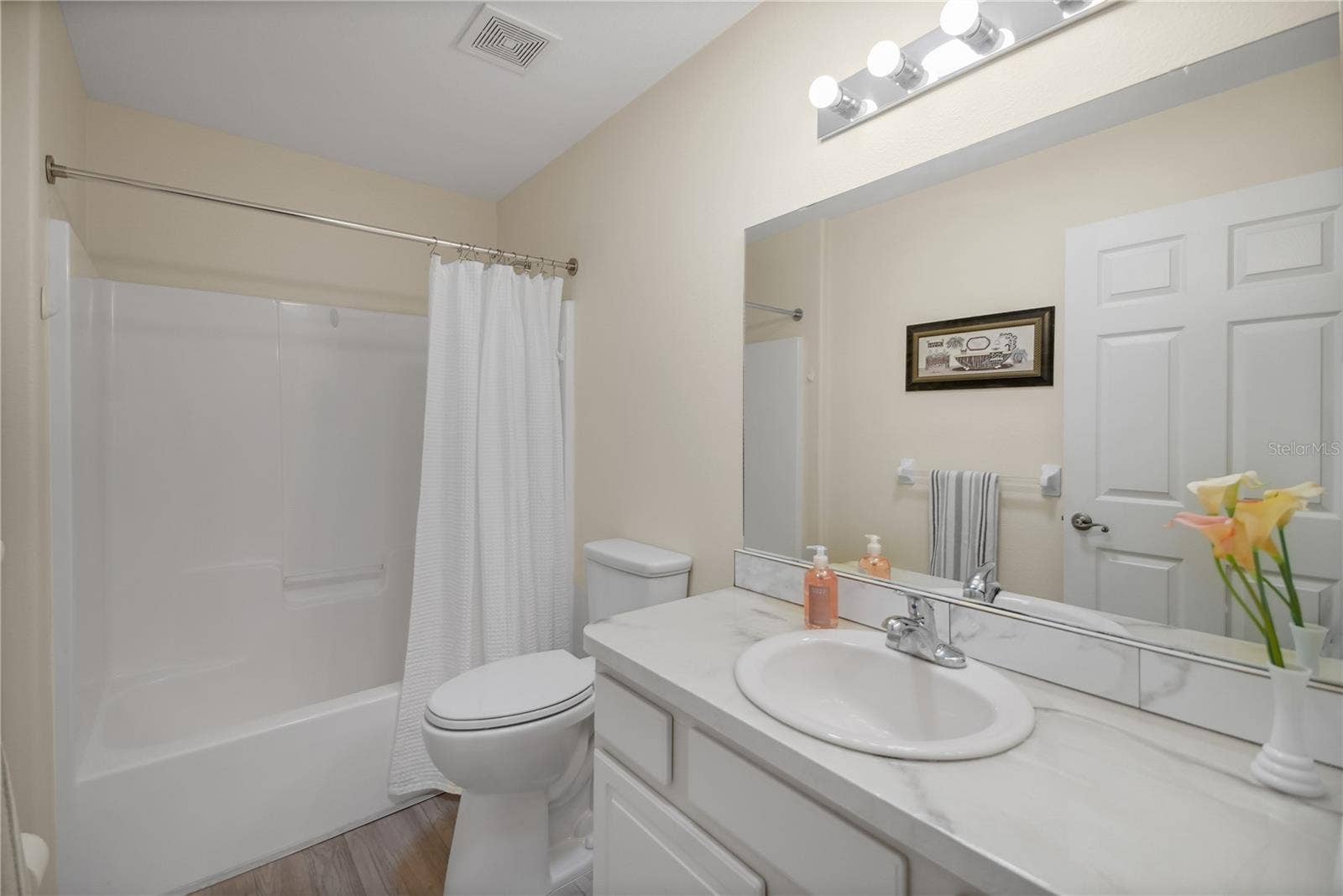 933 EAGLES LANDING, Leesburg, FL 34748