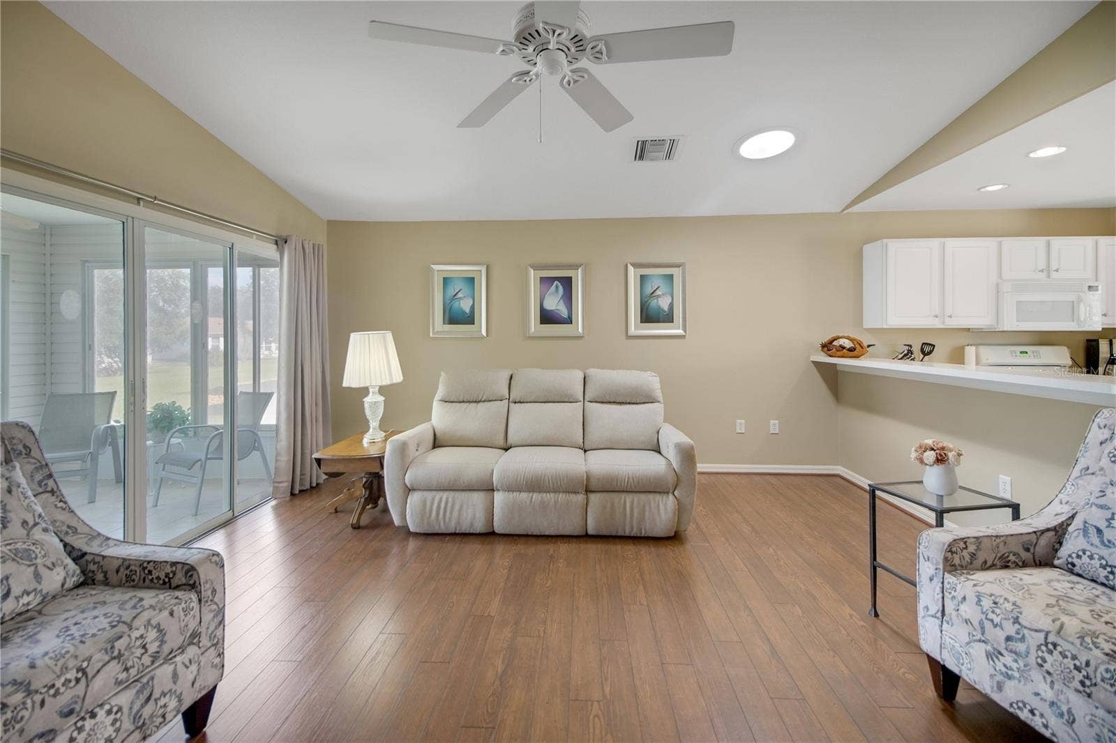 933 EAGLES LANDING, Leesburg, FL 34748