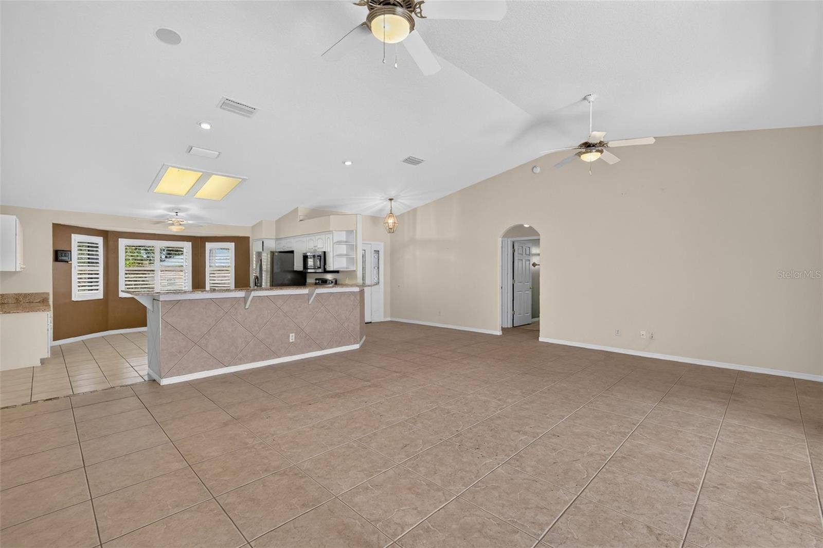 4631 GLEN COE STREET, Leesburg, FL 34748 4631 GLEN COE STREET, Leesburg, FL 34748