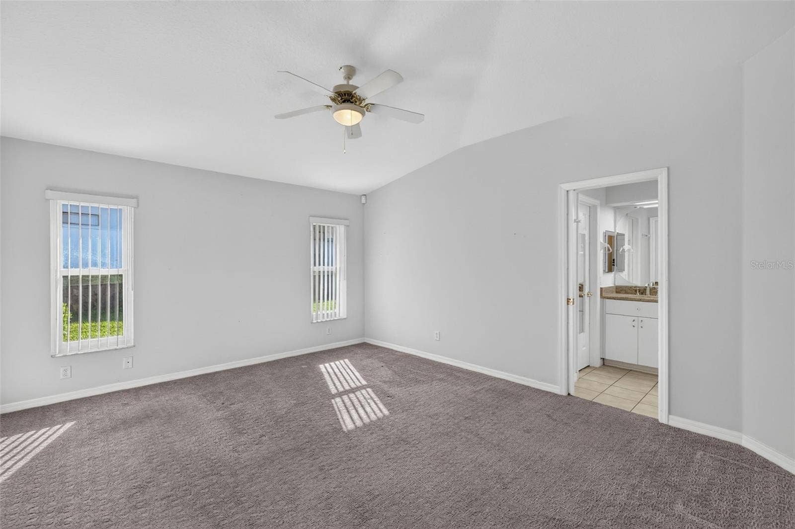 4631 GLEN COE STREET, Leesburg, FL 34748 4631 GLEN COE STREET, Leesburg, FL 34748