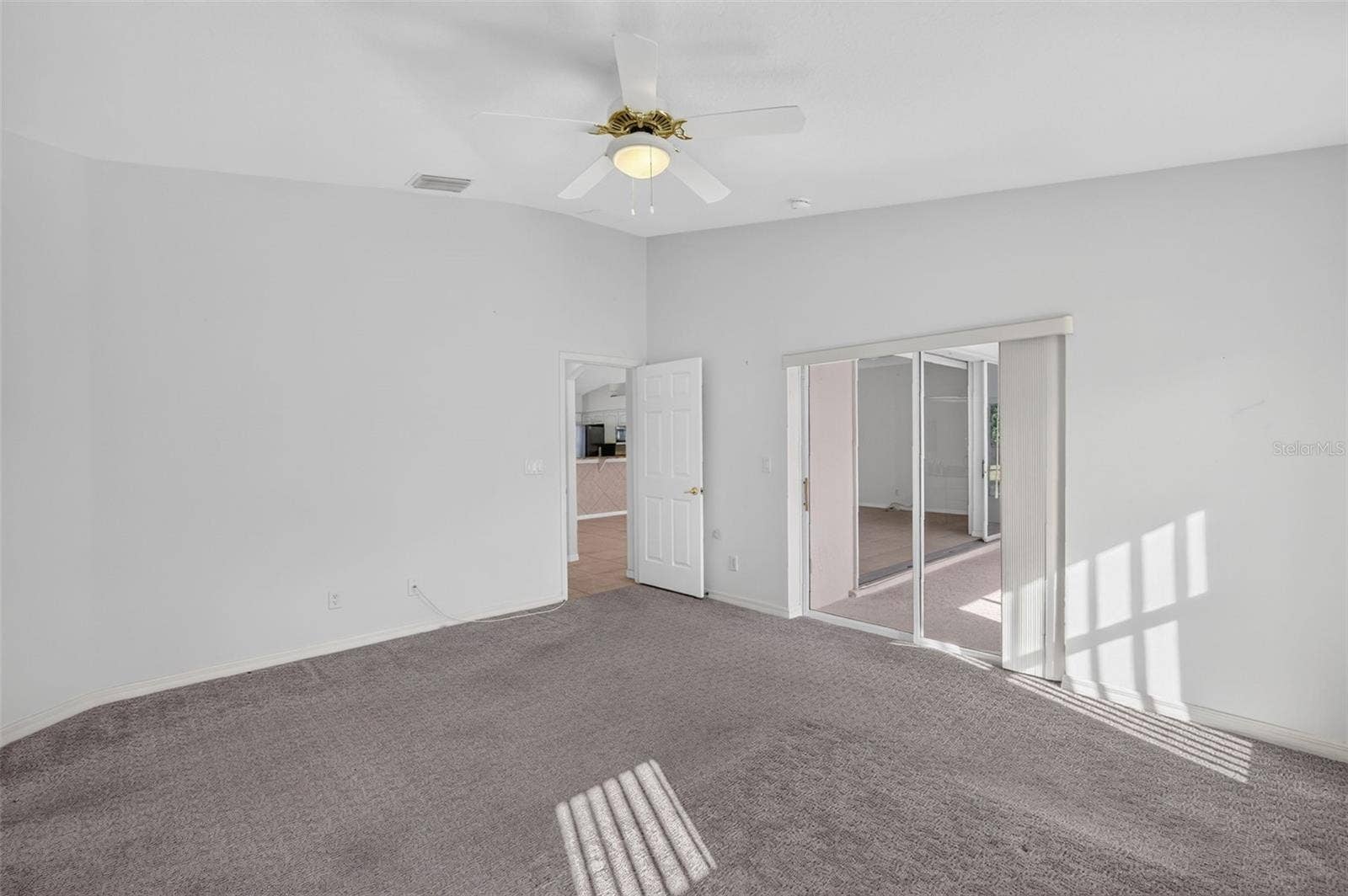 4631 GLEN COE STREET, Leesburg, FL 34748 4631 GLEN COE STREET, Leesburg, FL 34748