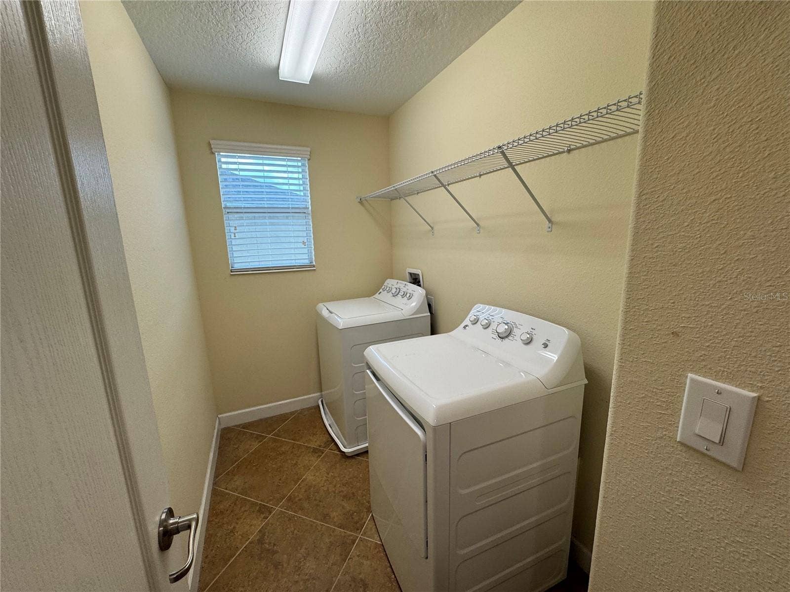 5349 CORTLAND DRIVE, Davenport, FL 33837 laundry room upstairs