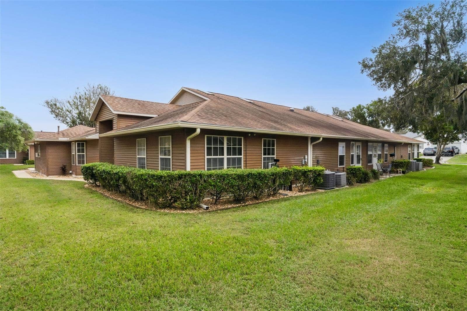 5546 ROSEWALL, Leesburg, FL 34748 Rear of villa