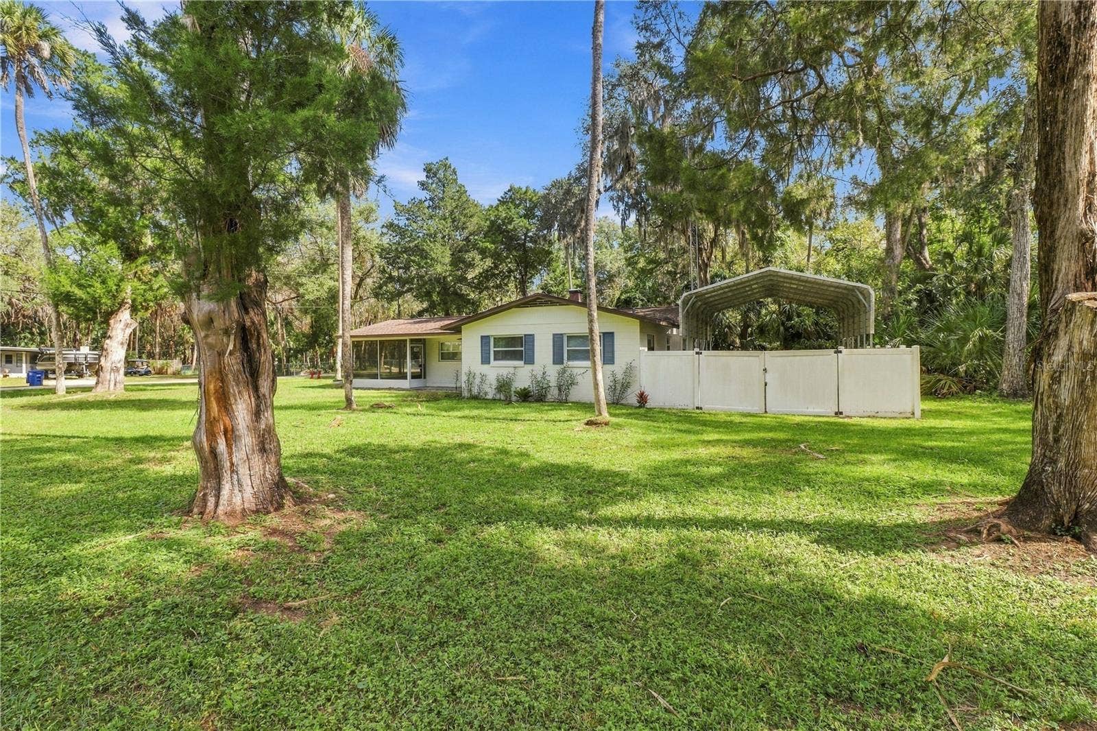 1991 NW 15TH AVENUE, Crystal River, FL 34428