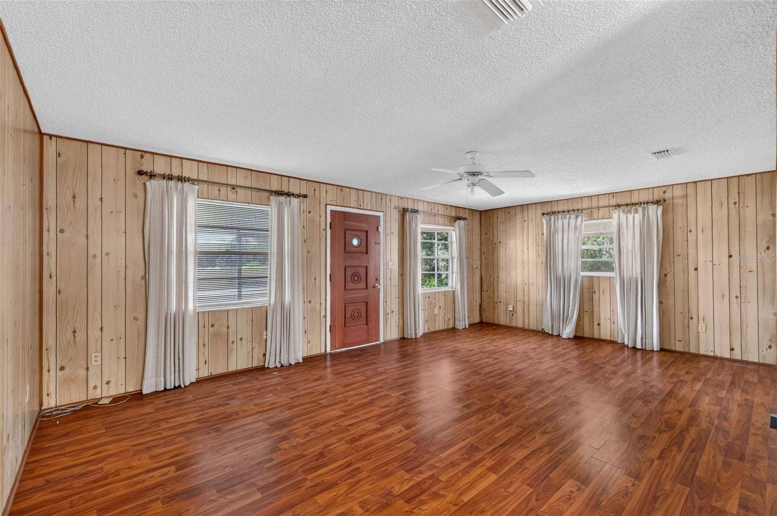 1440 SELMAN ROAD, Leesburg, FL 34748 1440 SELMAN ROAD, Leesburg, FL 34748