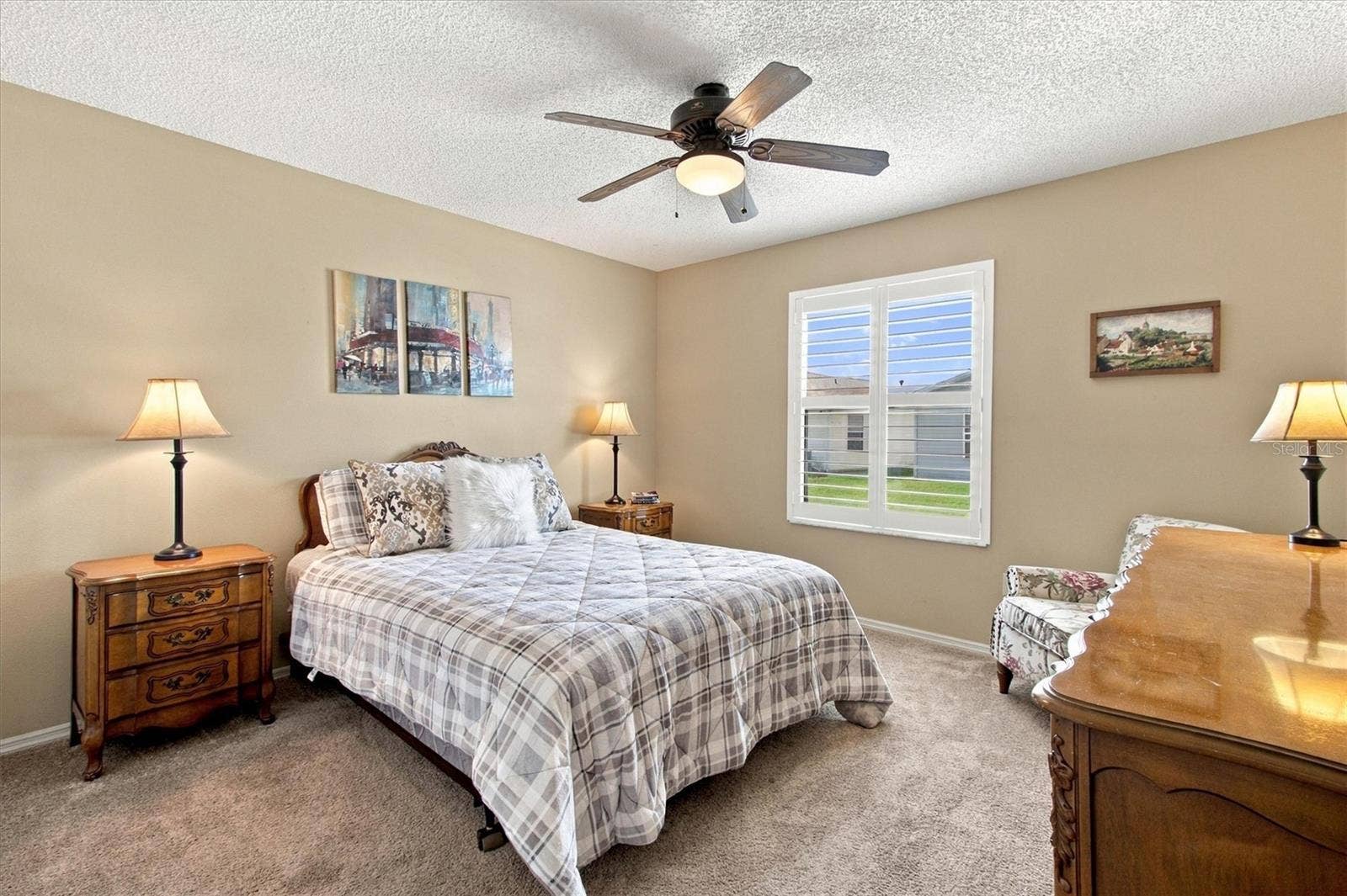 16940 SE 81ST ELLERSLIE COURT, The Villages, FL 32162 16940 SE 81ST ELLERSLIE COURT, The Villages, FL 32162