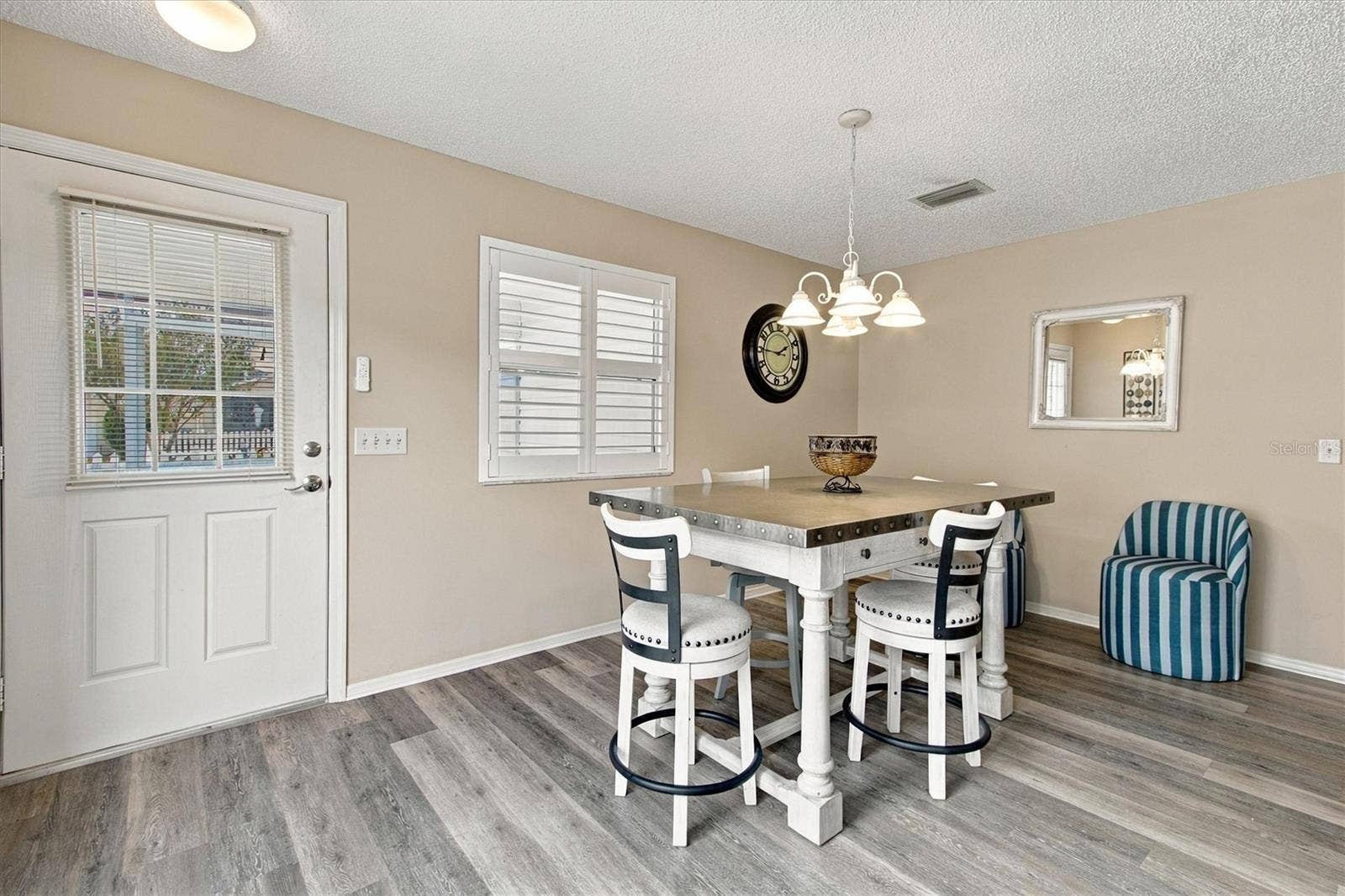 16940 SE 81ST ELLERSLIE COURT, The Villages, FL 32162 16940 SE 81ST ELLERSLIE COURT, The Villages, FL 32162