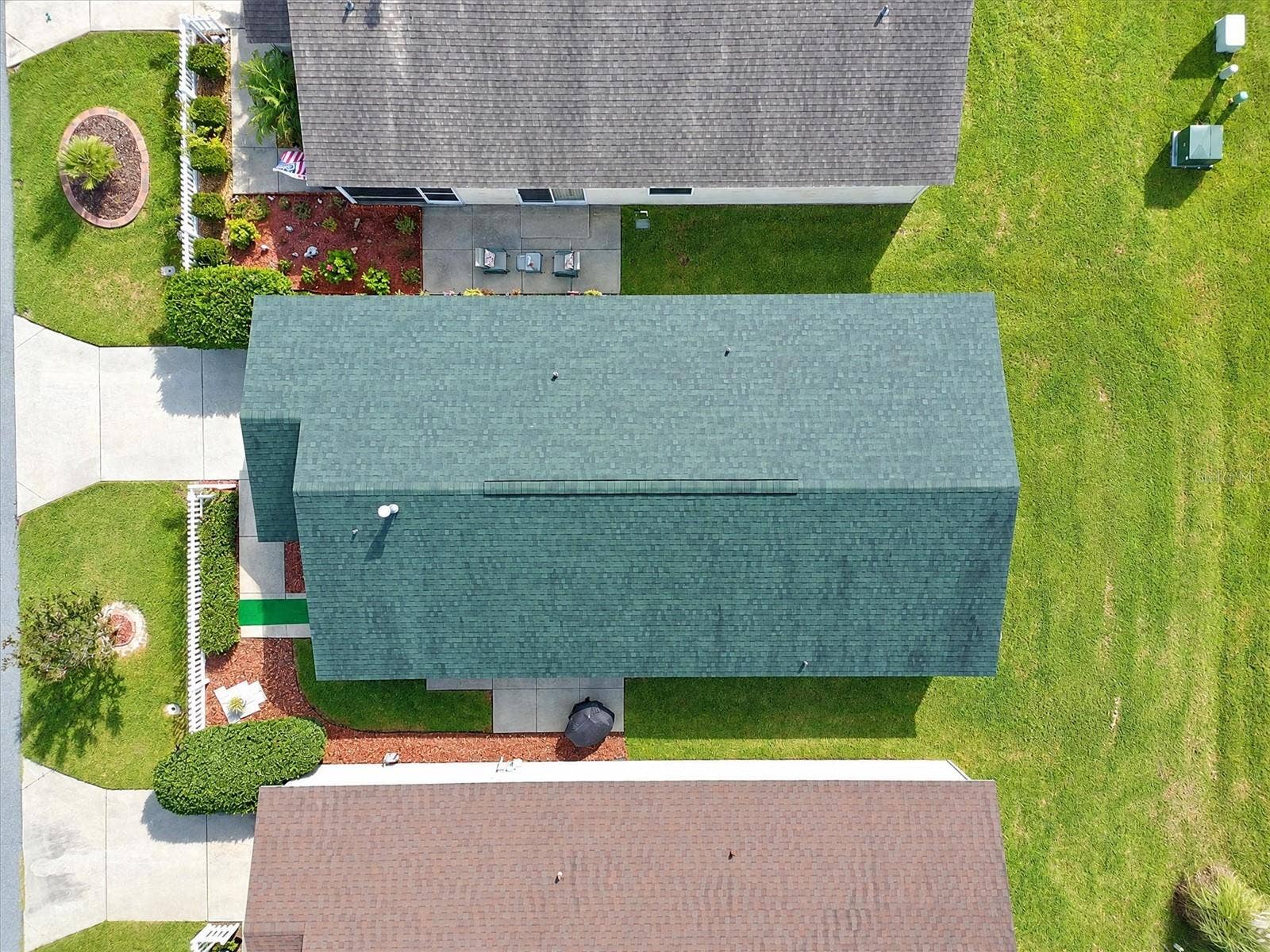 16940 SE 81ST ELLERSLIE COURT, The Villages, FL 32162 16940 SE 81ST ELLERSLIE COURT, The Villages, FL 32162