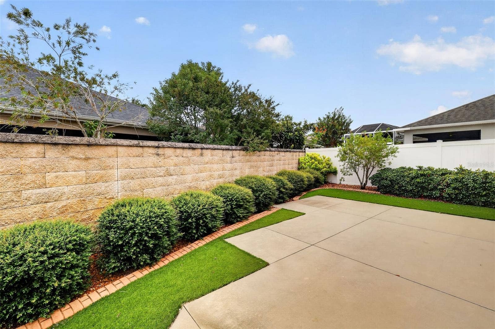 3435 ALLISON PLACE, The Villages, FL 32163 Stone Wall for Privacy - Updated Landscaping